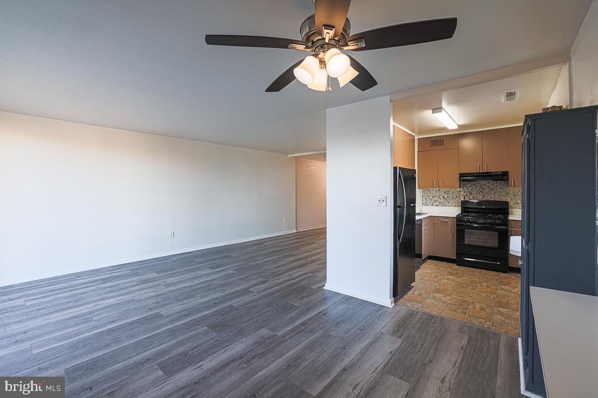 130 SLADE AVENUE 421