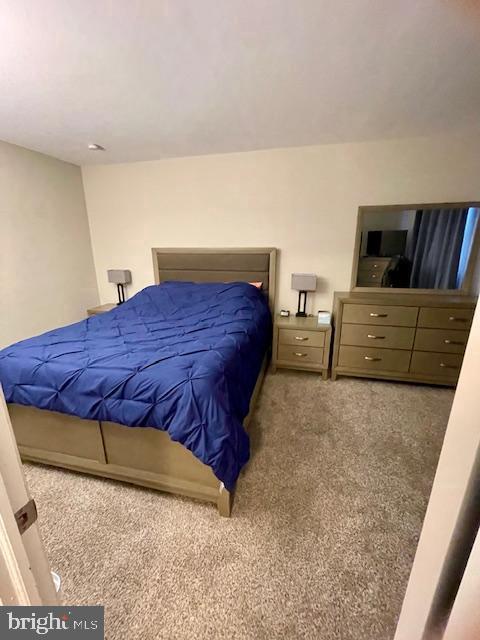 ORCHARD COURTS - Residential Lease