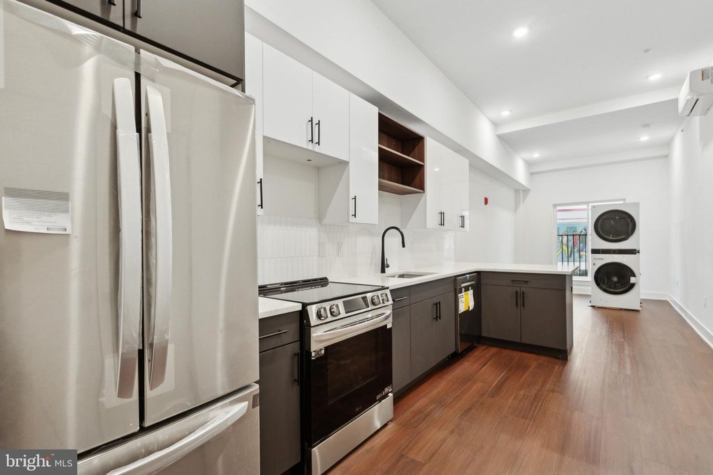 Photo of 501 Washington Lane #305, JENKINTOWN, PA 19046 (MLS # PAMC2167756)