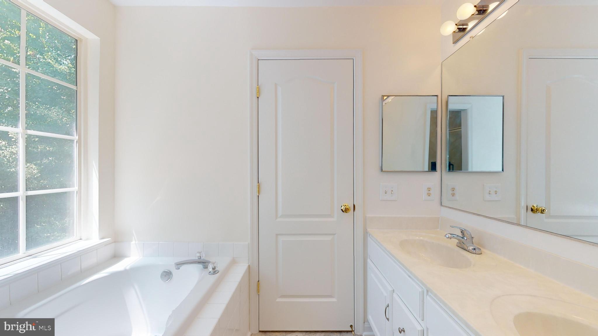 KINGSVIEW - Residential