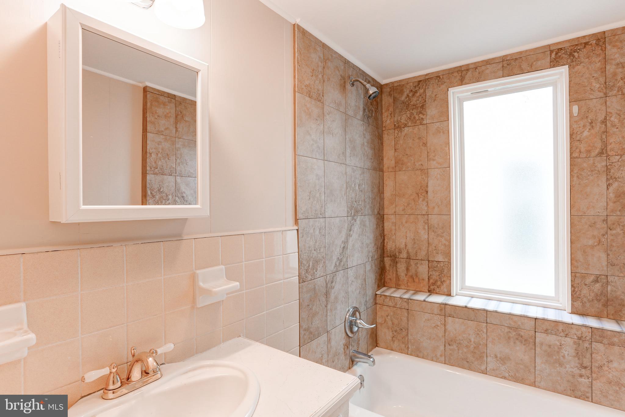 NEW CUMBERLAND BOROUGH - Residential