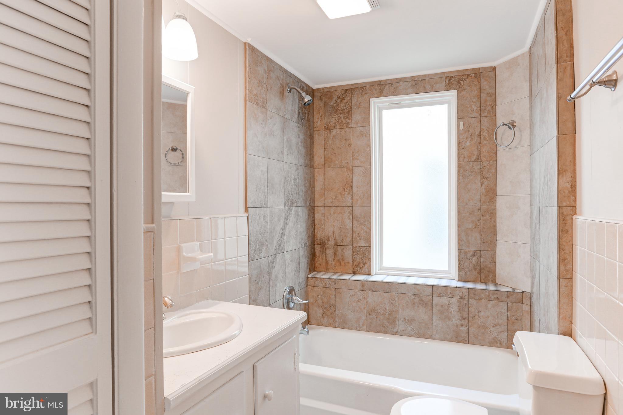 NEW CUMBERLAND BOROUGH - Residential