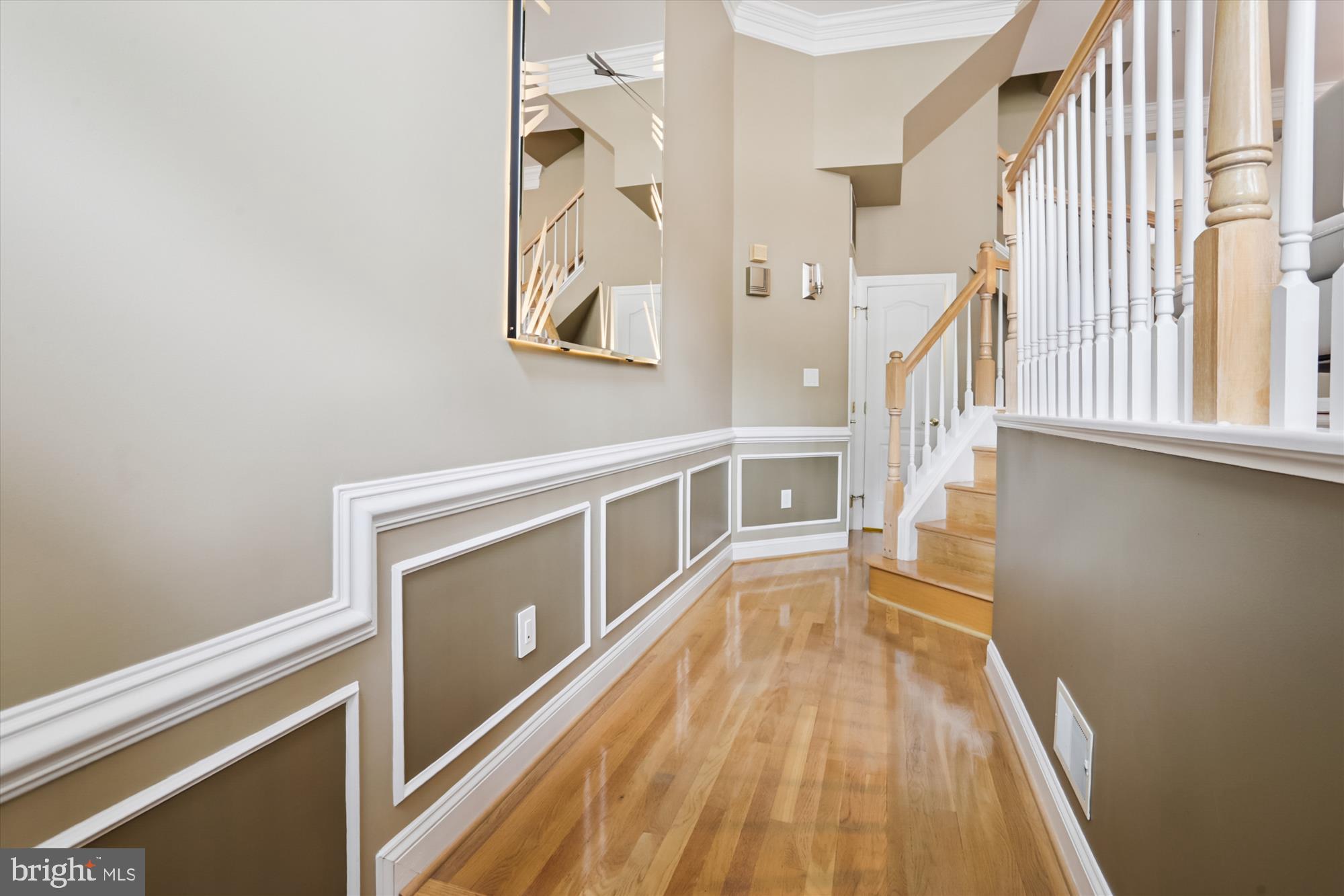 1117 REGAL OAK DRIVE