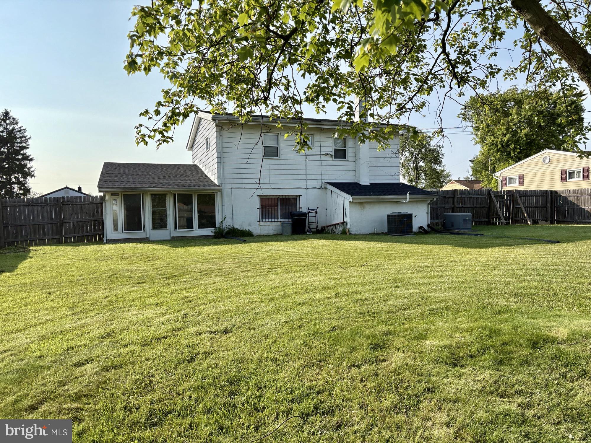 SUNRISE CEDARS - Residential