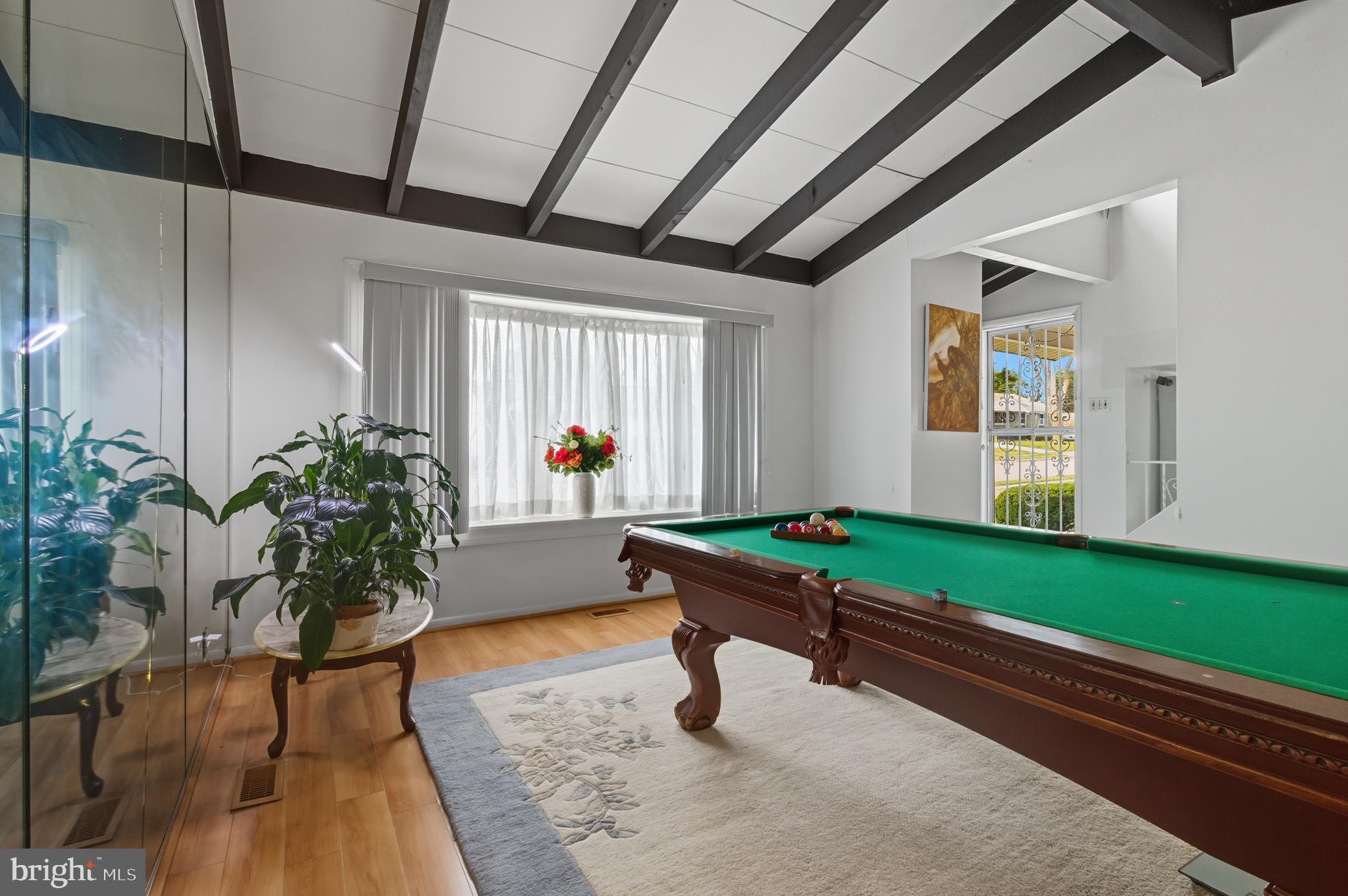 SUNRISE CEDARS - Residential