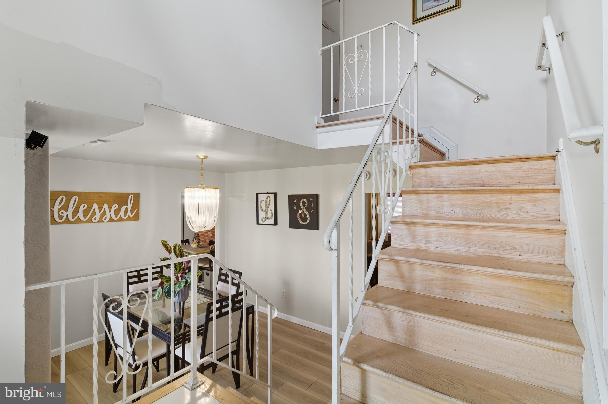 SUNRISE CEDARS - Residential