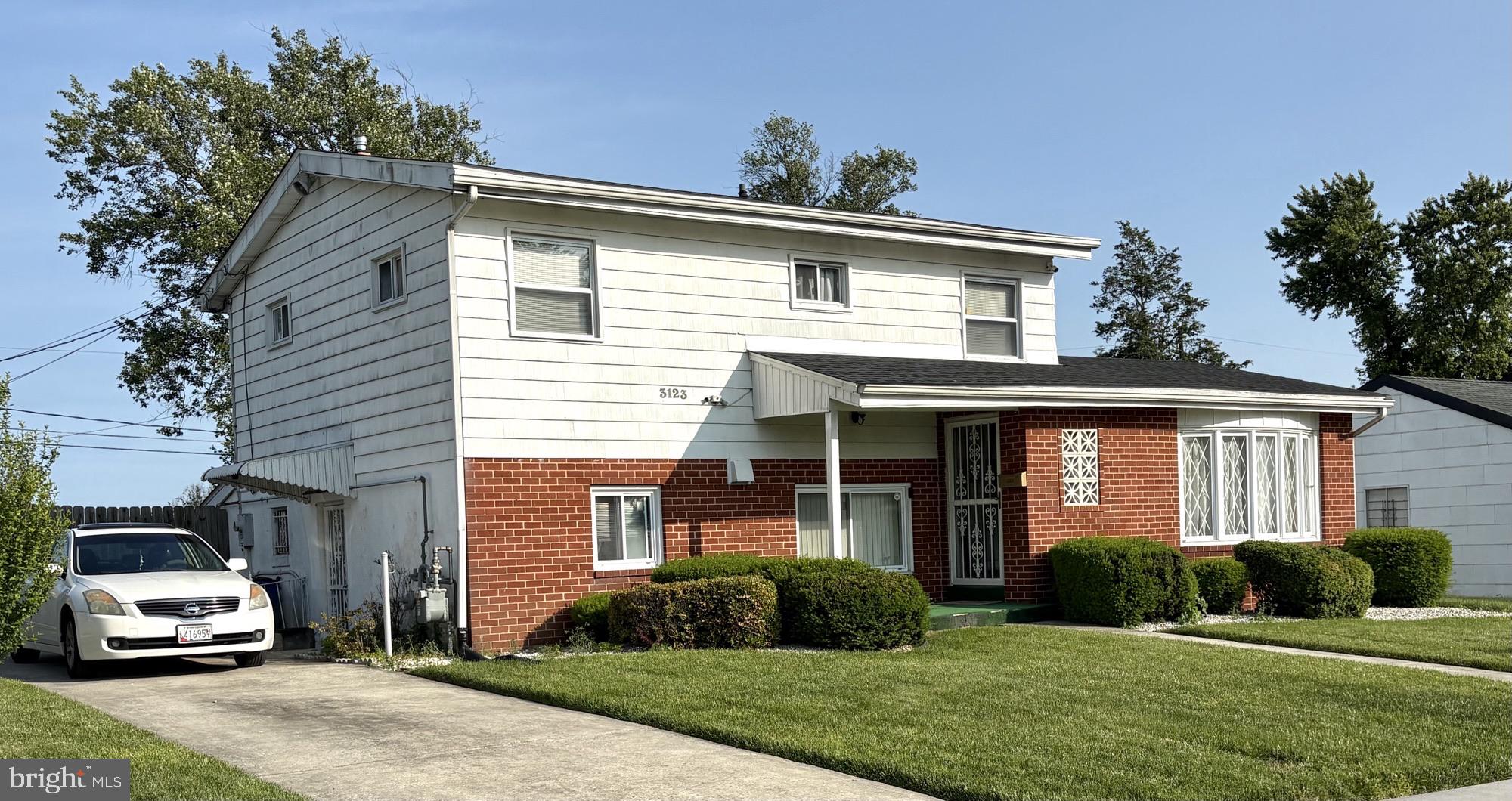 SUNRISE CEDARS - Residential