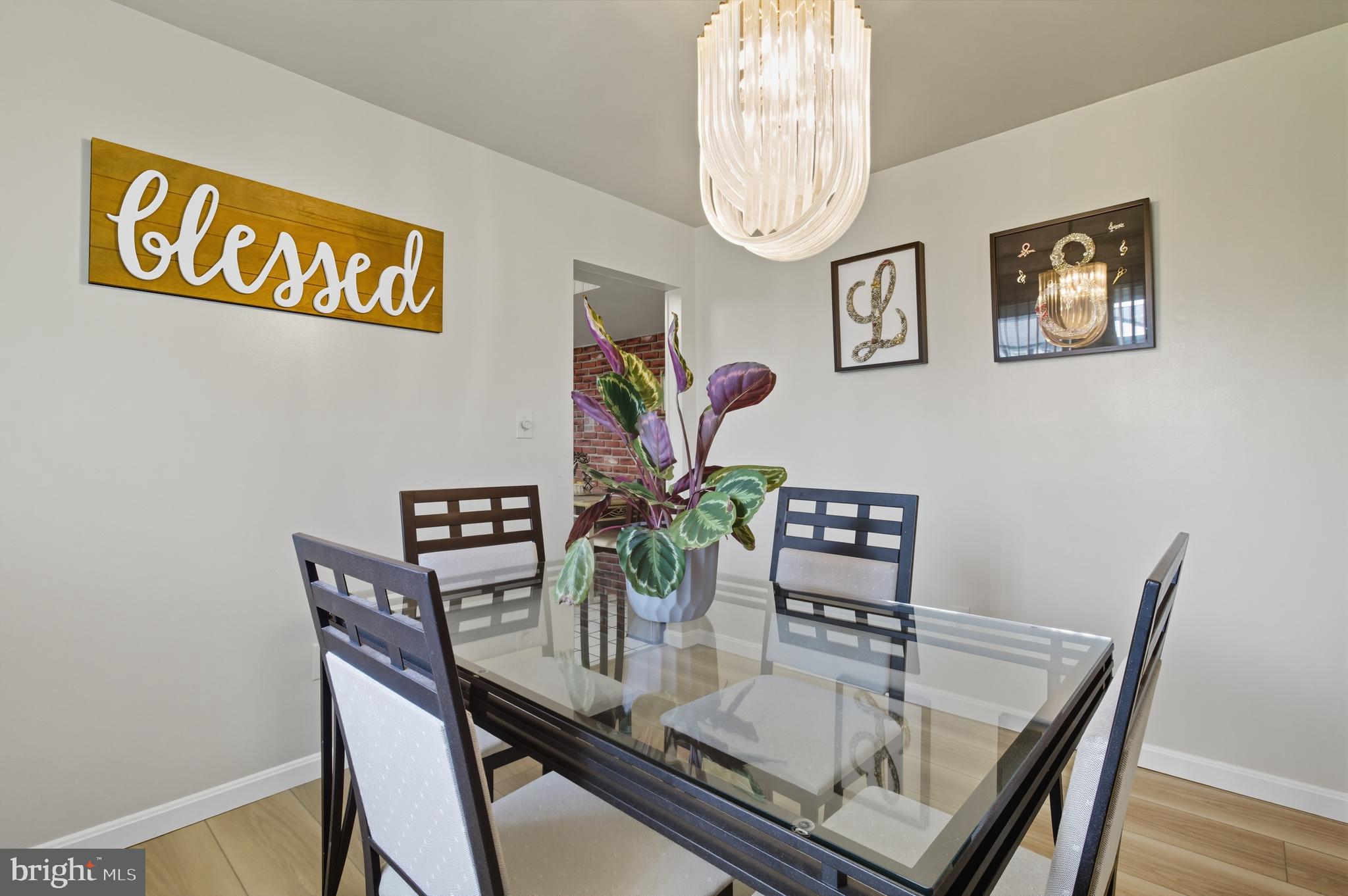 SUNRISE CEDARS - Residential