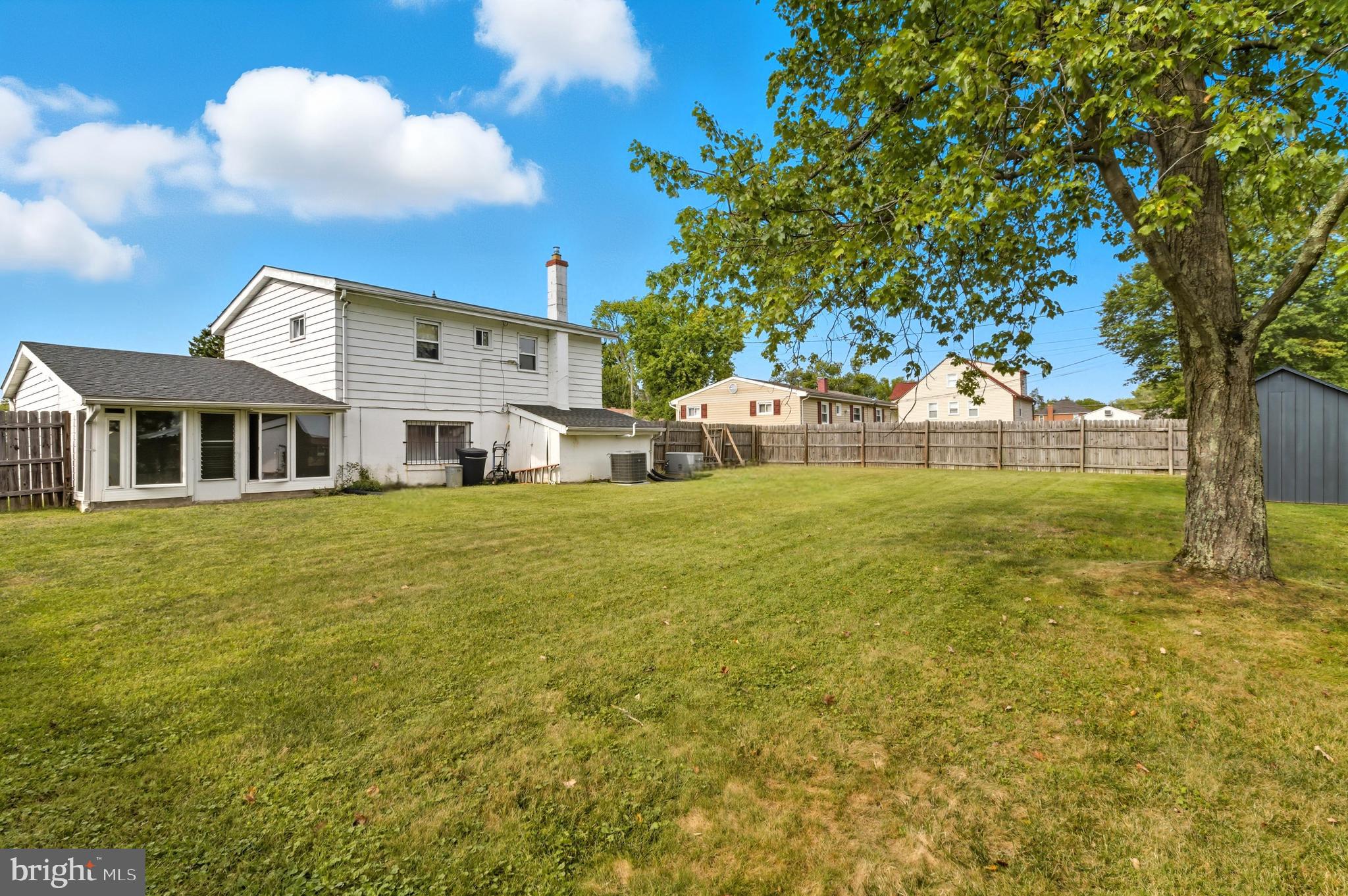 SUNRISE CEDARS - Residential