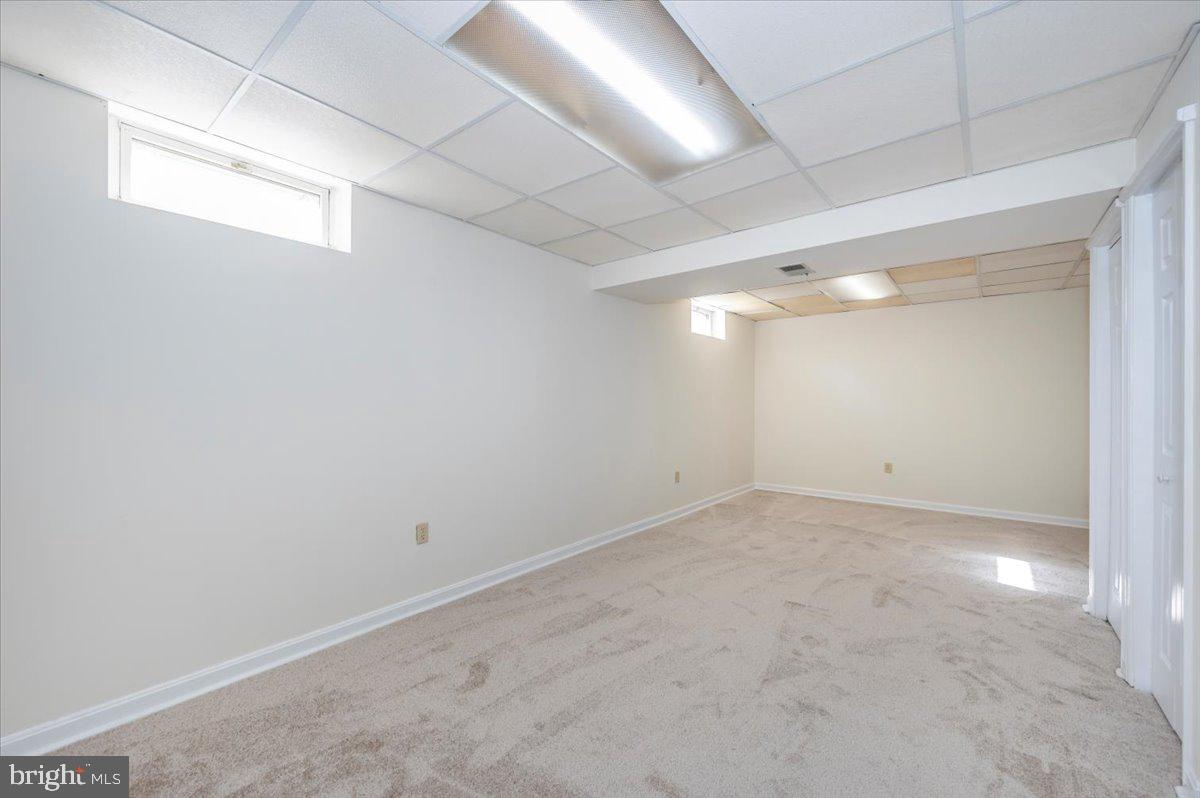 FOUNTAIN ROCK MANOR - Residential