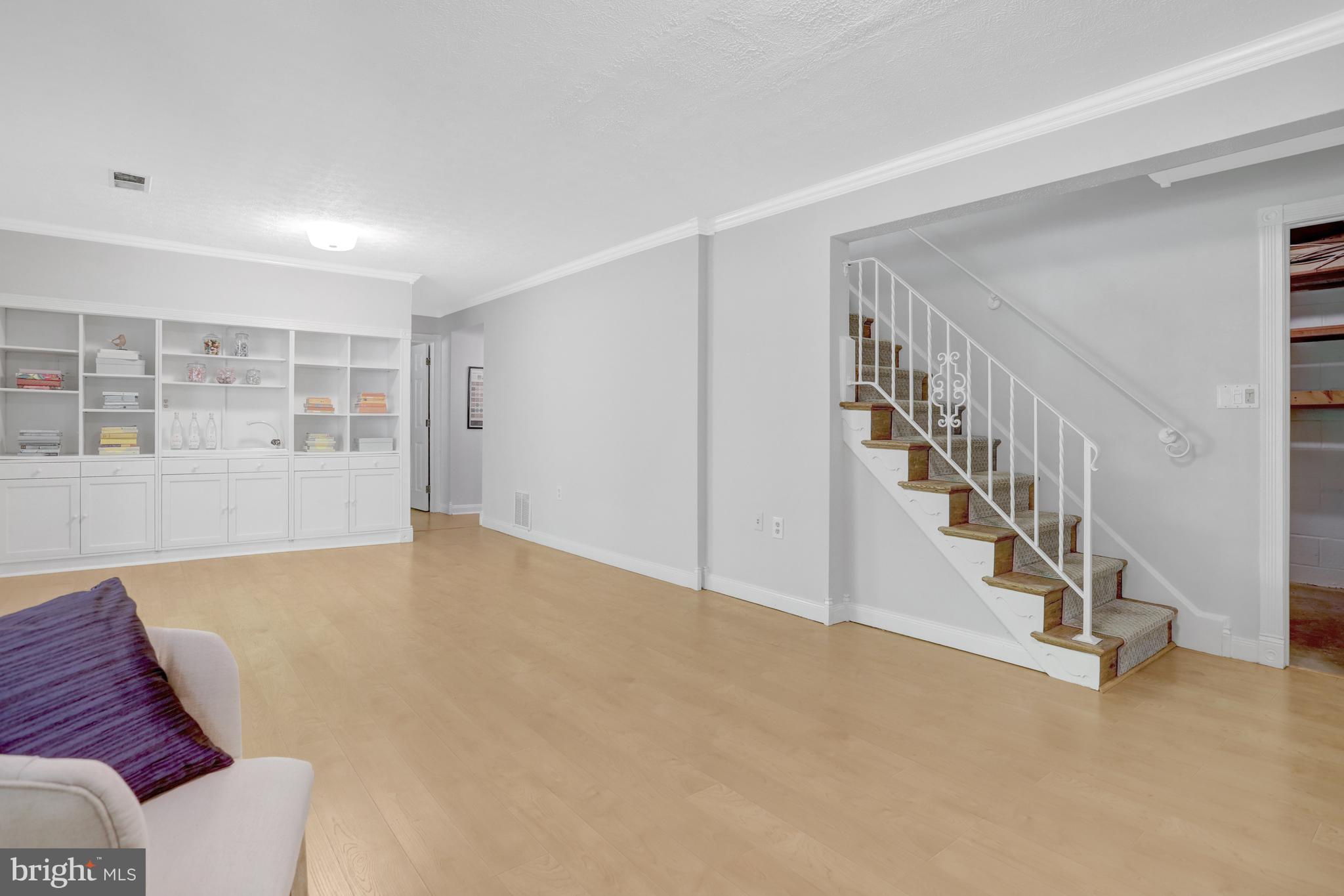 CANTERBURY WOODS - Residential