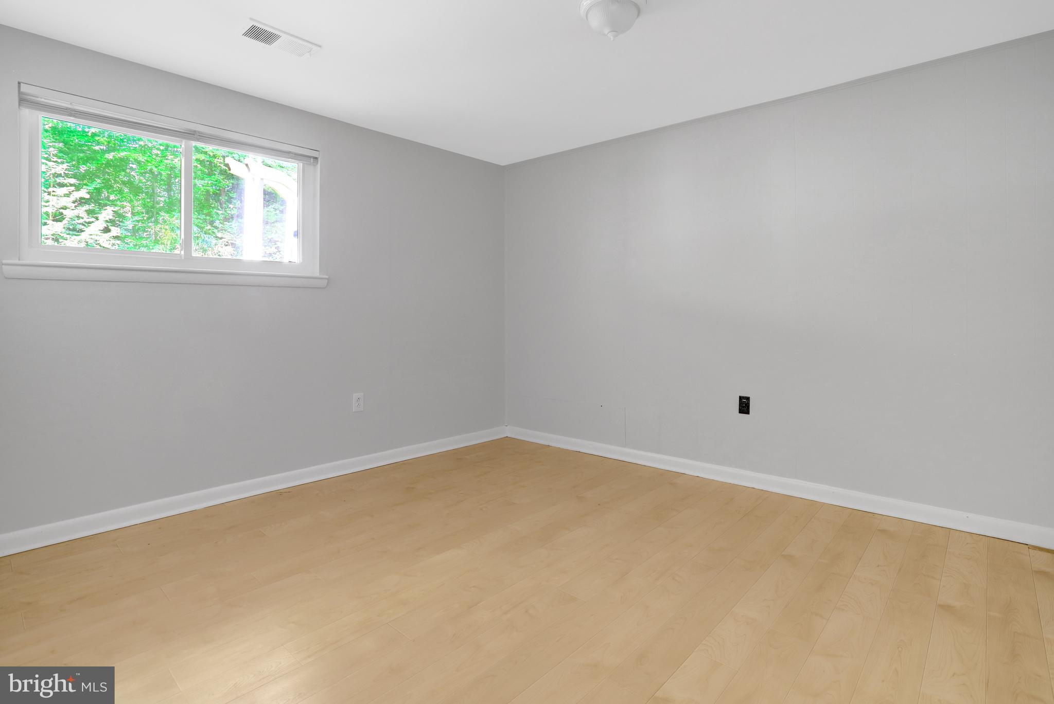 CANTERBURY WOODS - Residential