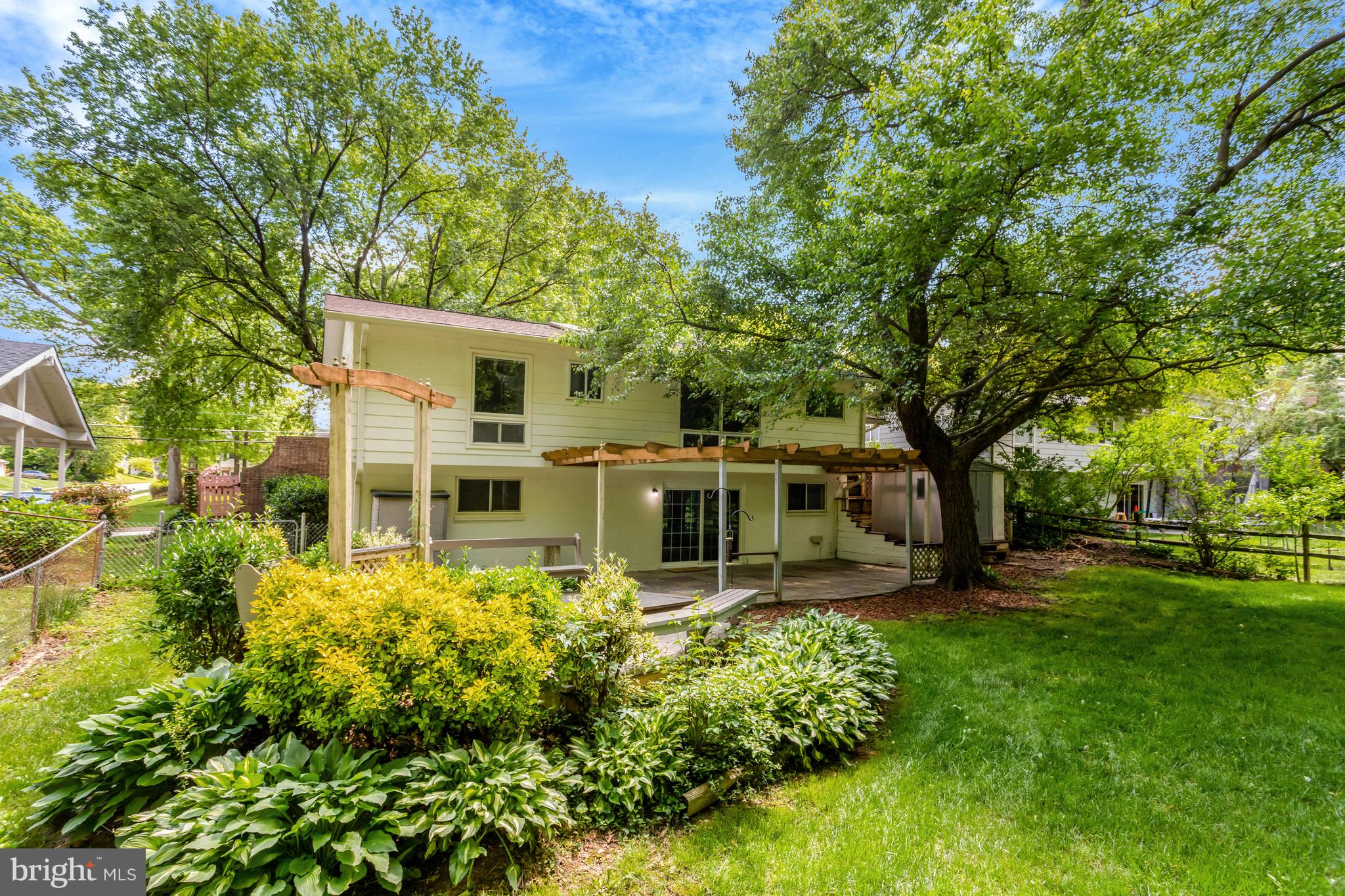 CANTERBURY WOODS - Residential