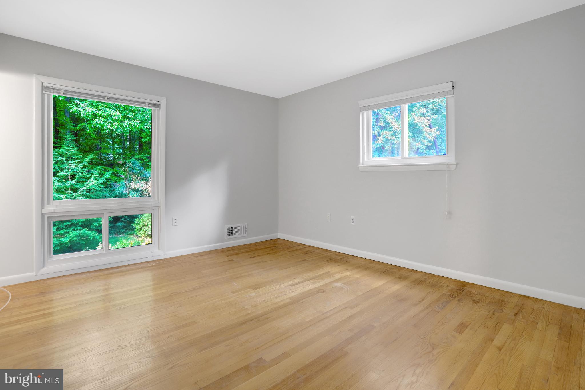 CANTERBURY WOODS - Residential