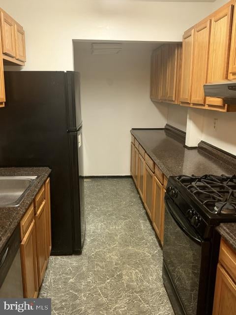 8589 SEASONS WAY 45B