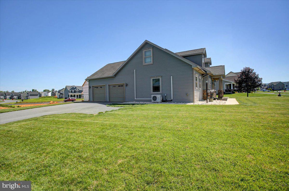 702 SOUTHWOOD DRIVE