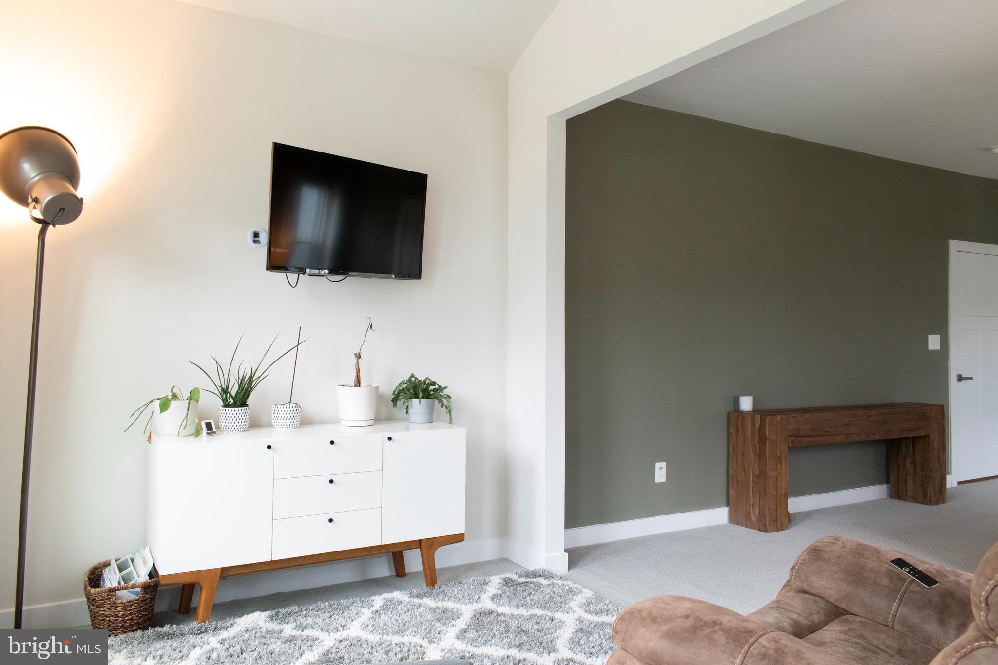 BROOKSIDE - Residential