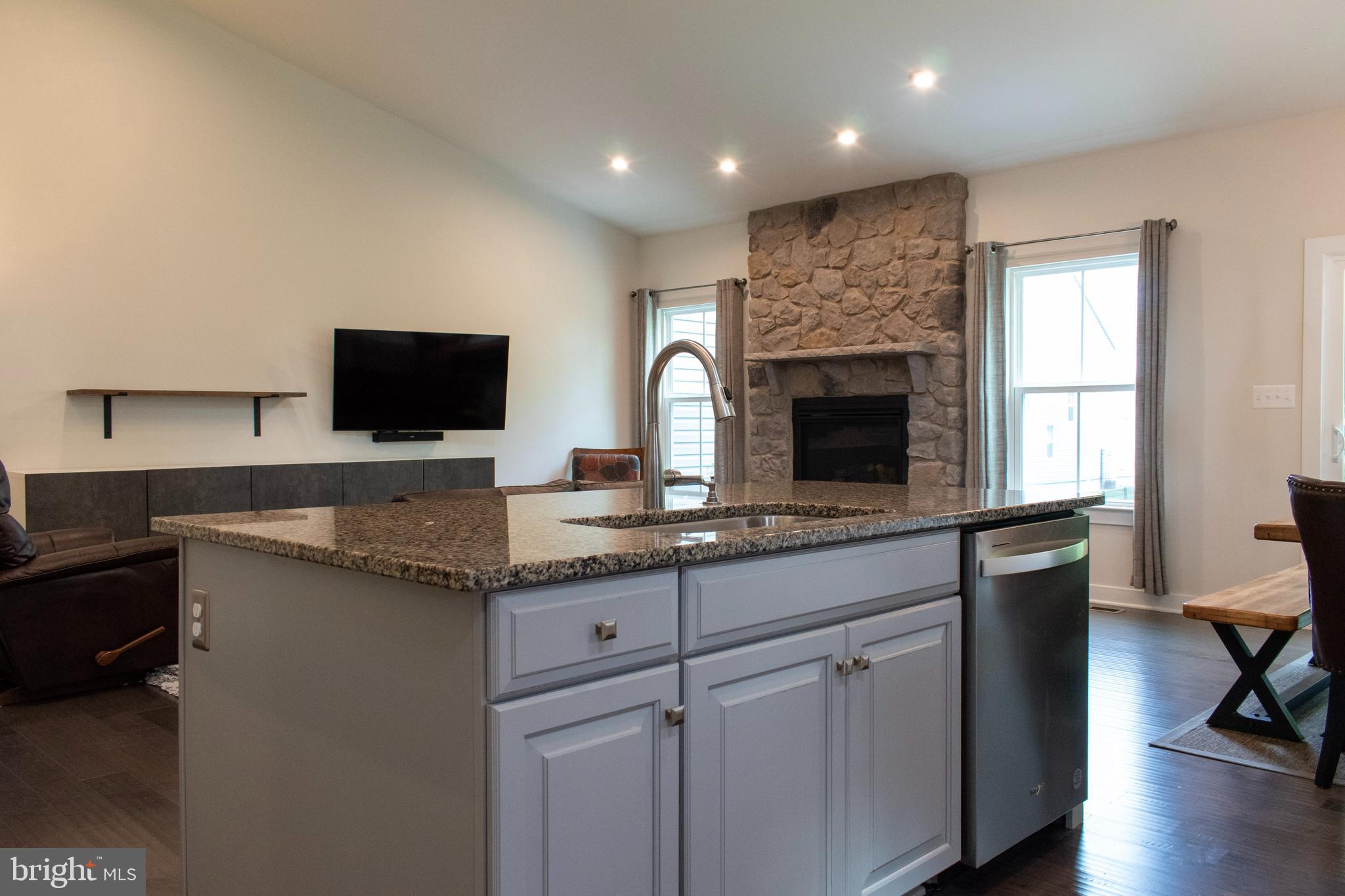 BROOKSIDE - Residential