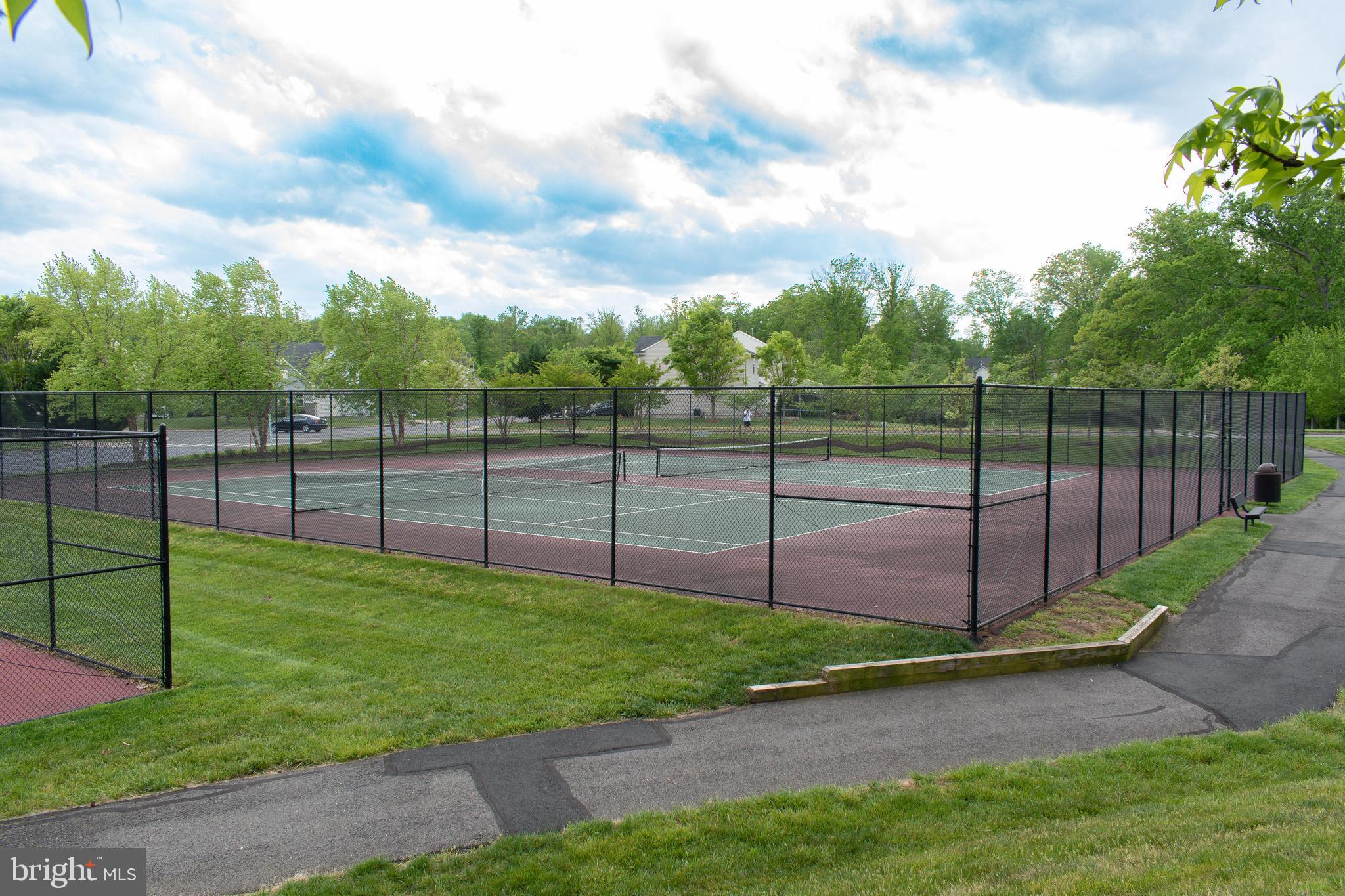 BROOKSIDE - Residential