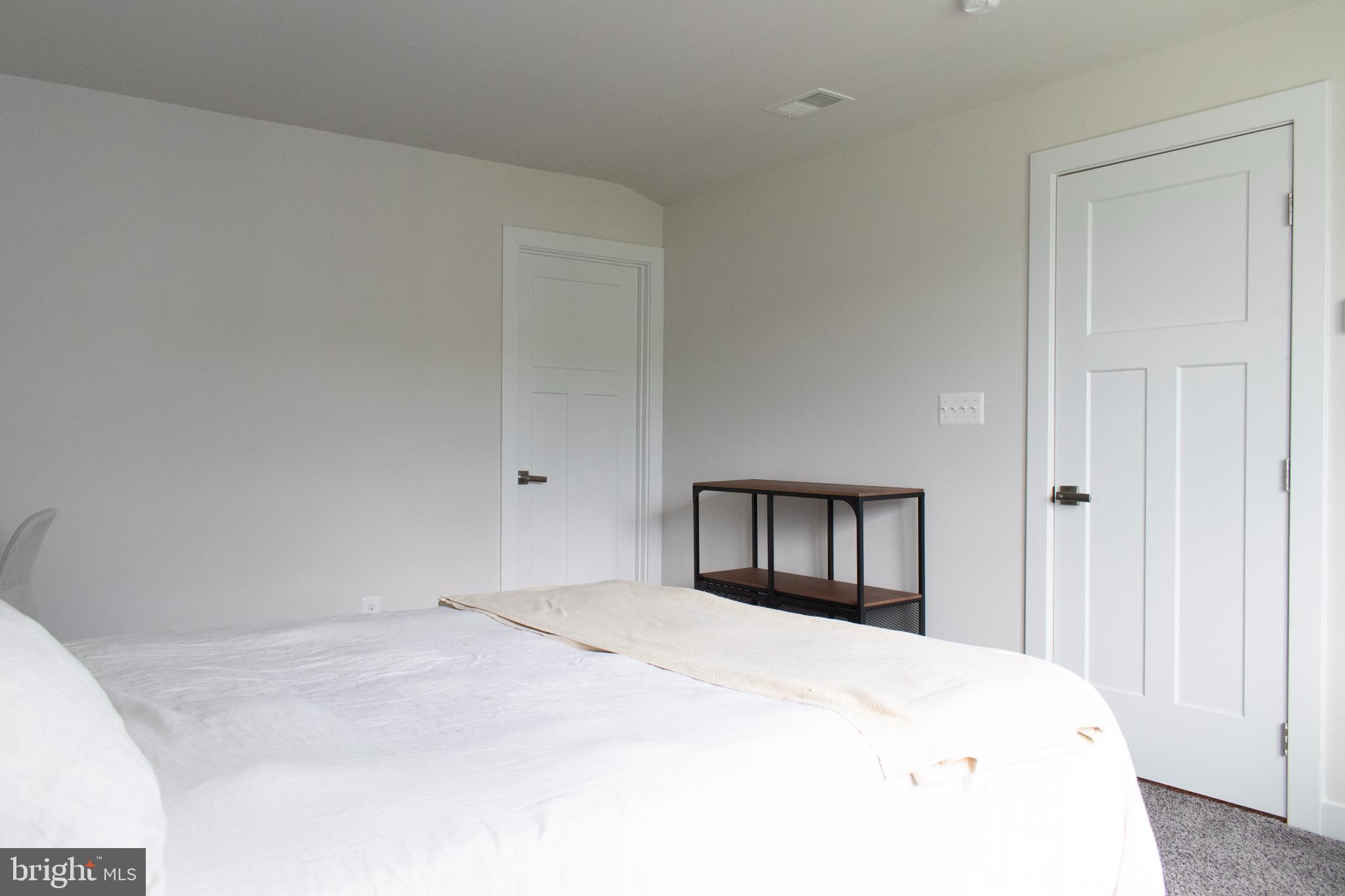 BROOKSIDE - Residential