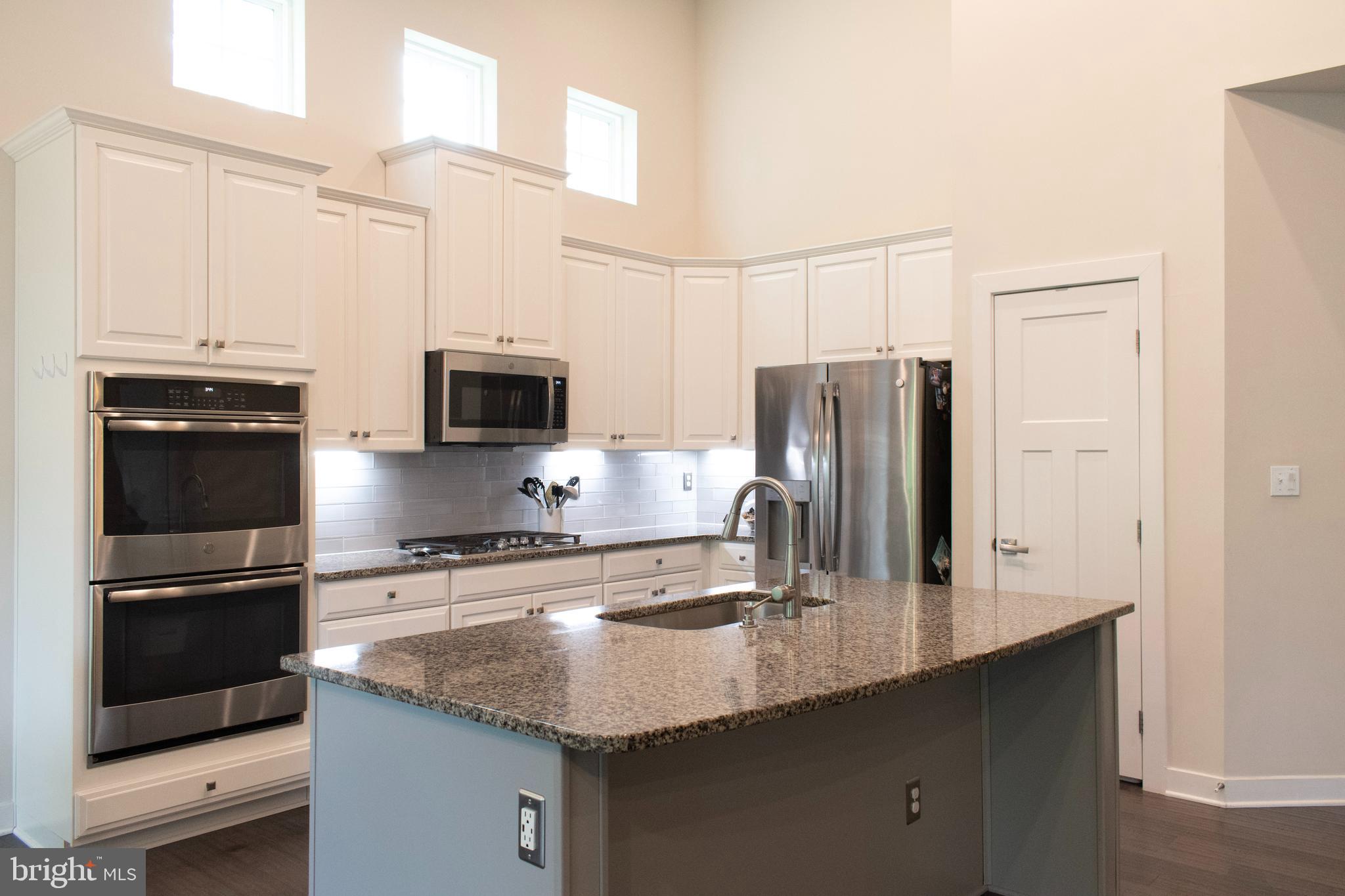 BROOKSIDE - Residential