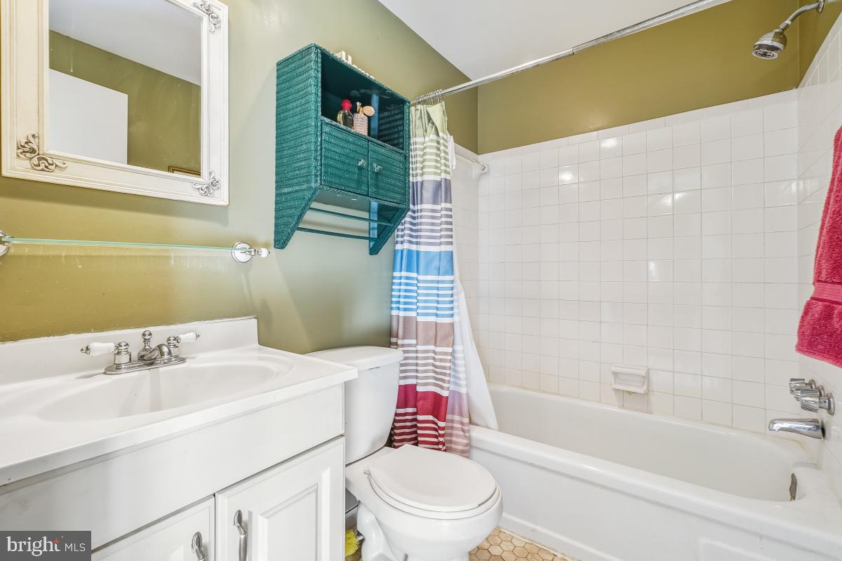 STEDWICK TOWNHOUSES - Residential