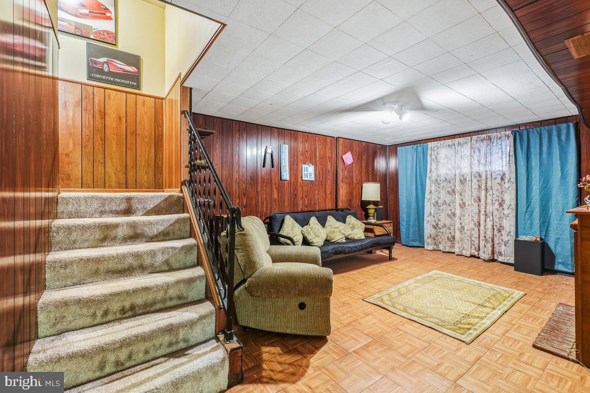 STEDWICK TOWNHOUSES - Residential