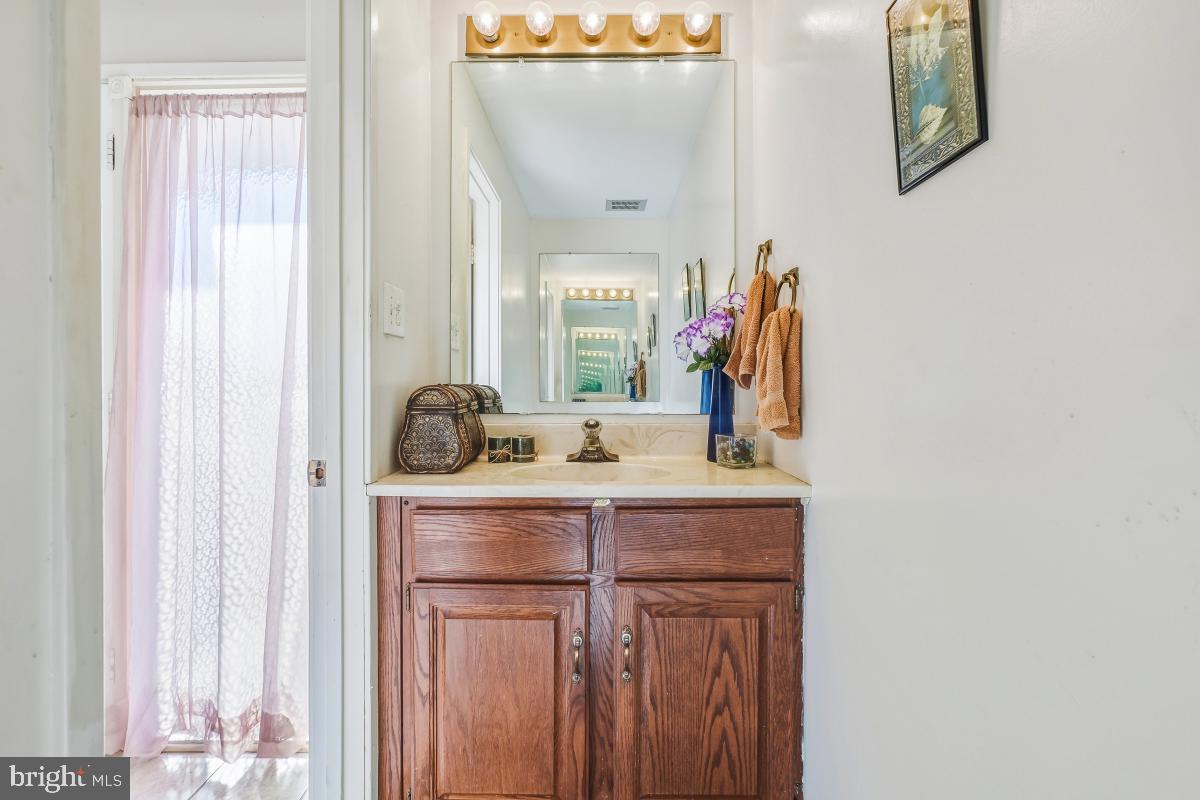 STEDWICK TOWNHOUSES - Residential