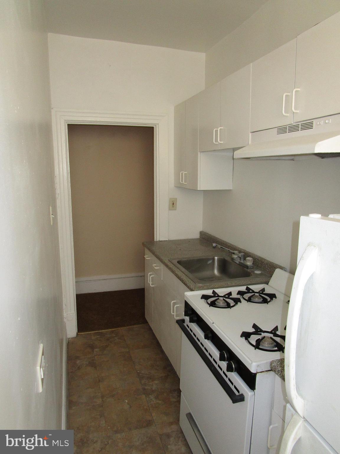 PHILADELPHIA (WEST) - Residential Lease