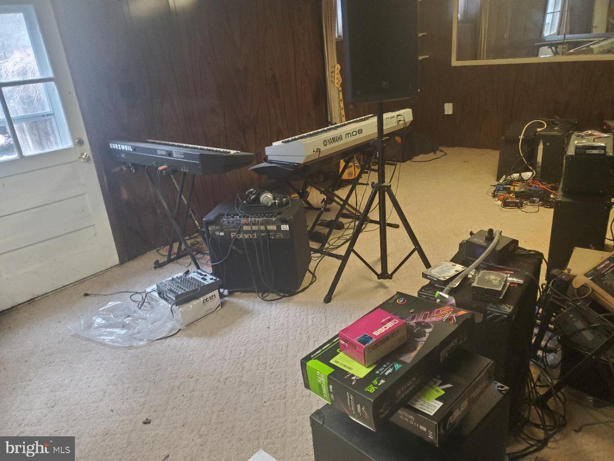 BEAU MONDE ESTATES - Residential