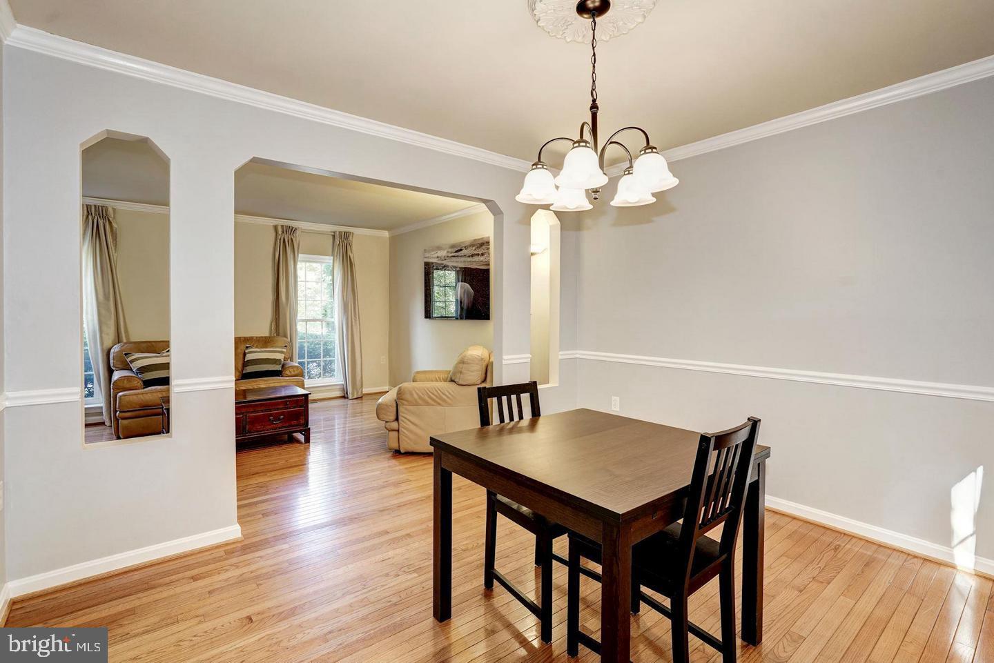 TREESIDE - Residential Lease