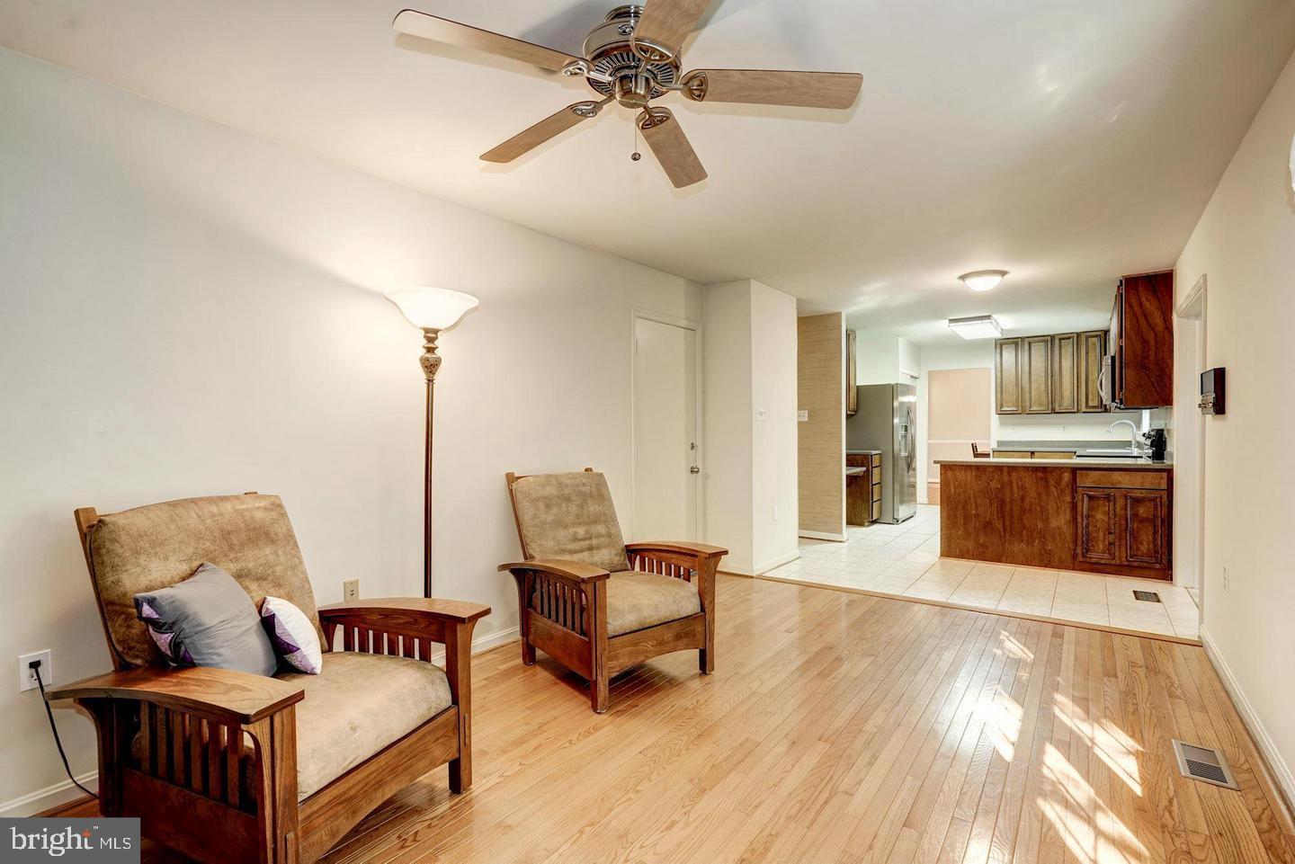 TREESIDE - Residential Lease