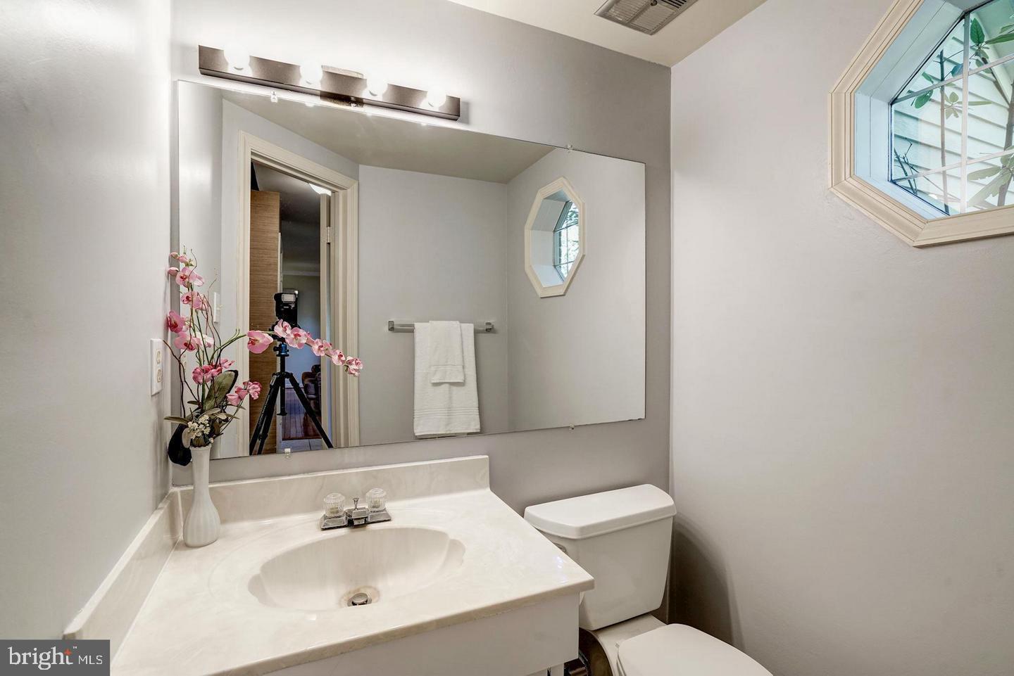 TREESIDE - Residential Lease