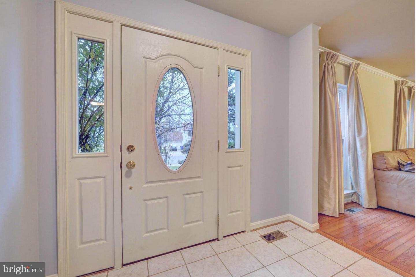 TREESIDE - Residential Lease