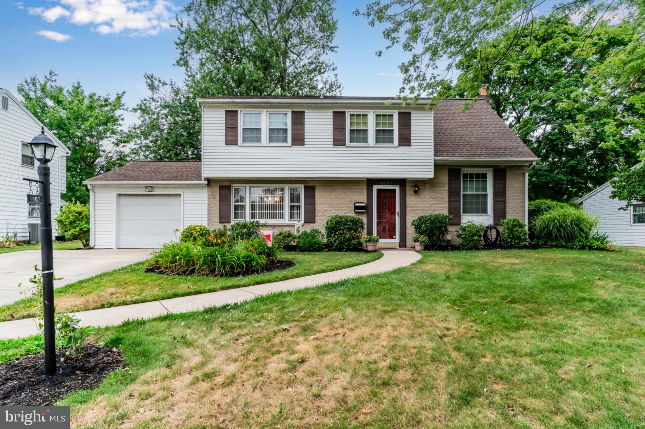 4607 DANBURY ROAD