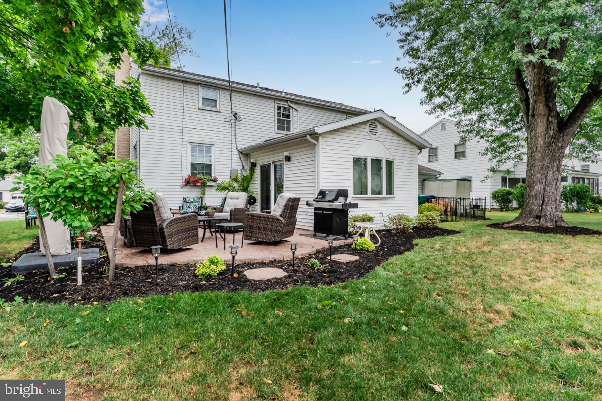 4607 DANBURY ROAD