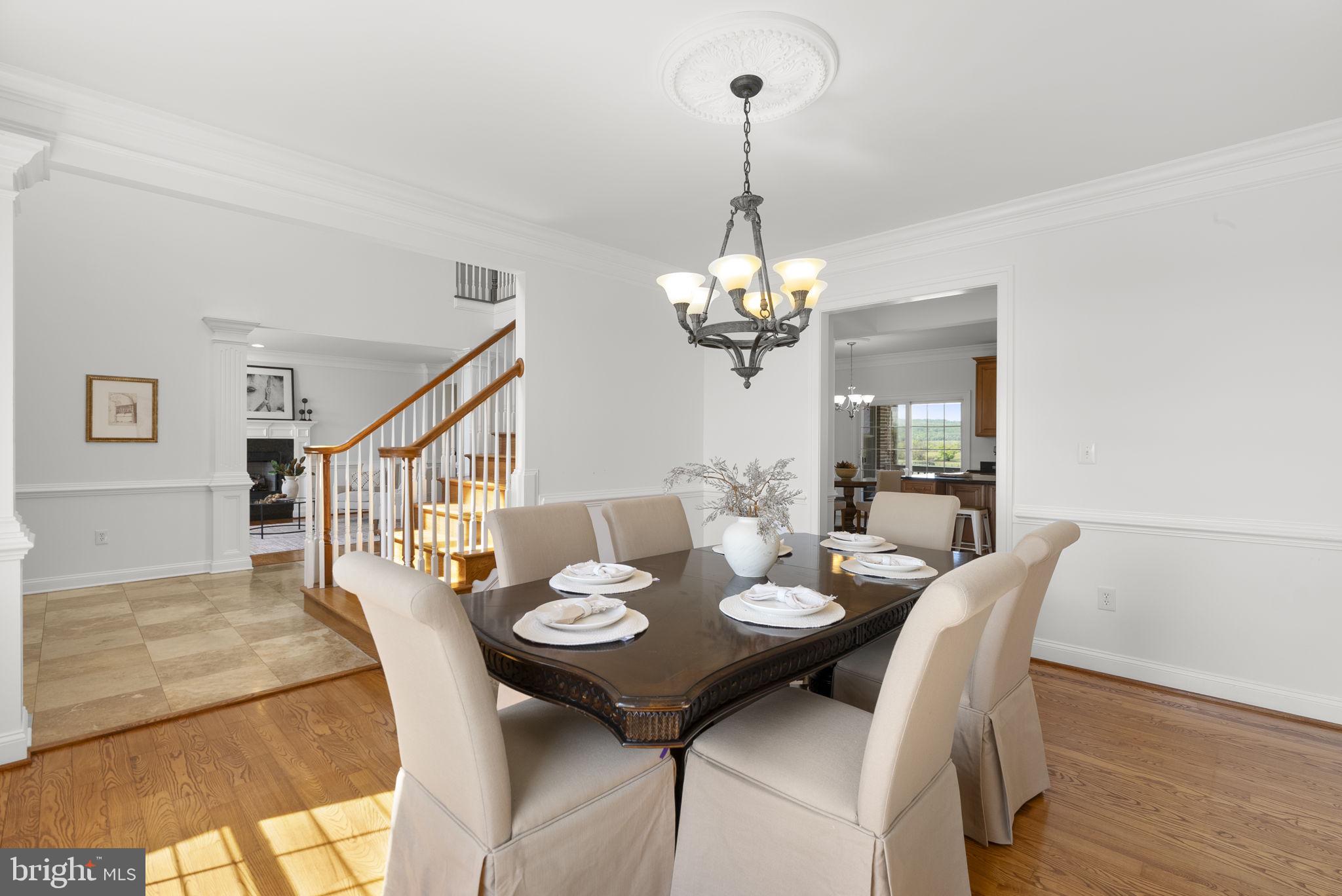 LEE'S CROSSING - Residential