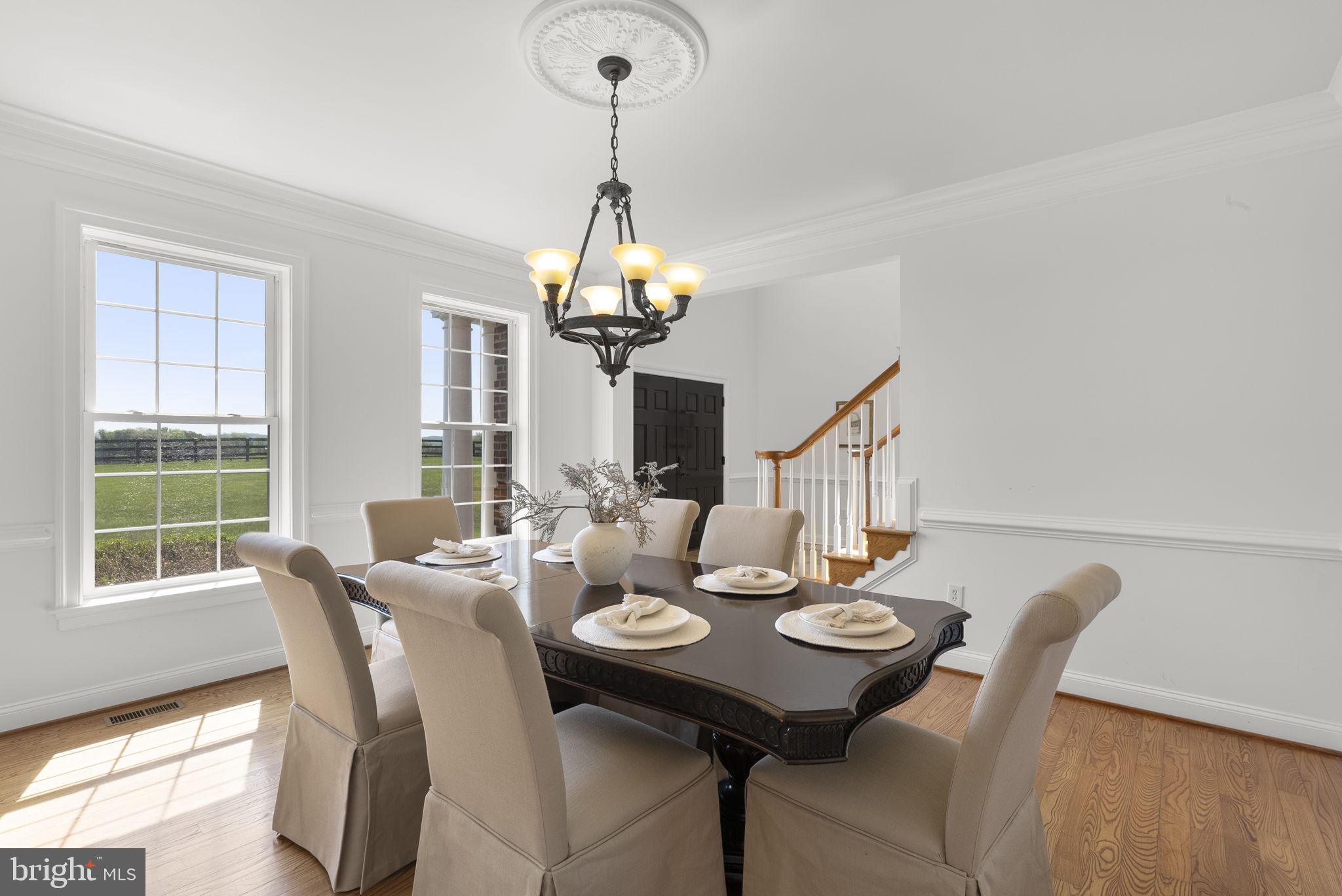 LEE'S CROSSING - Residential