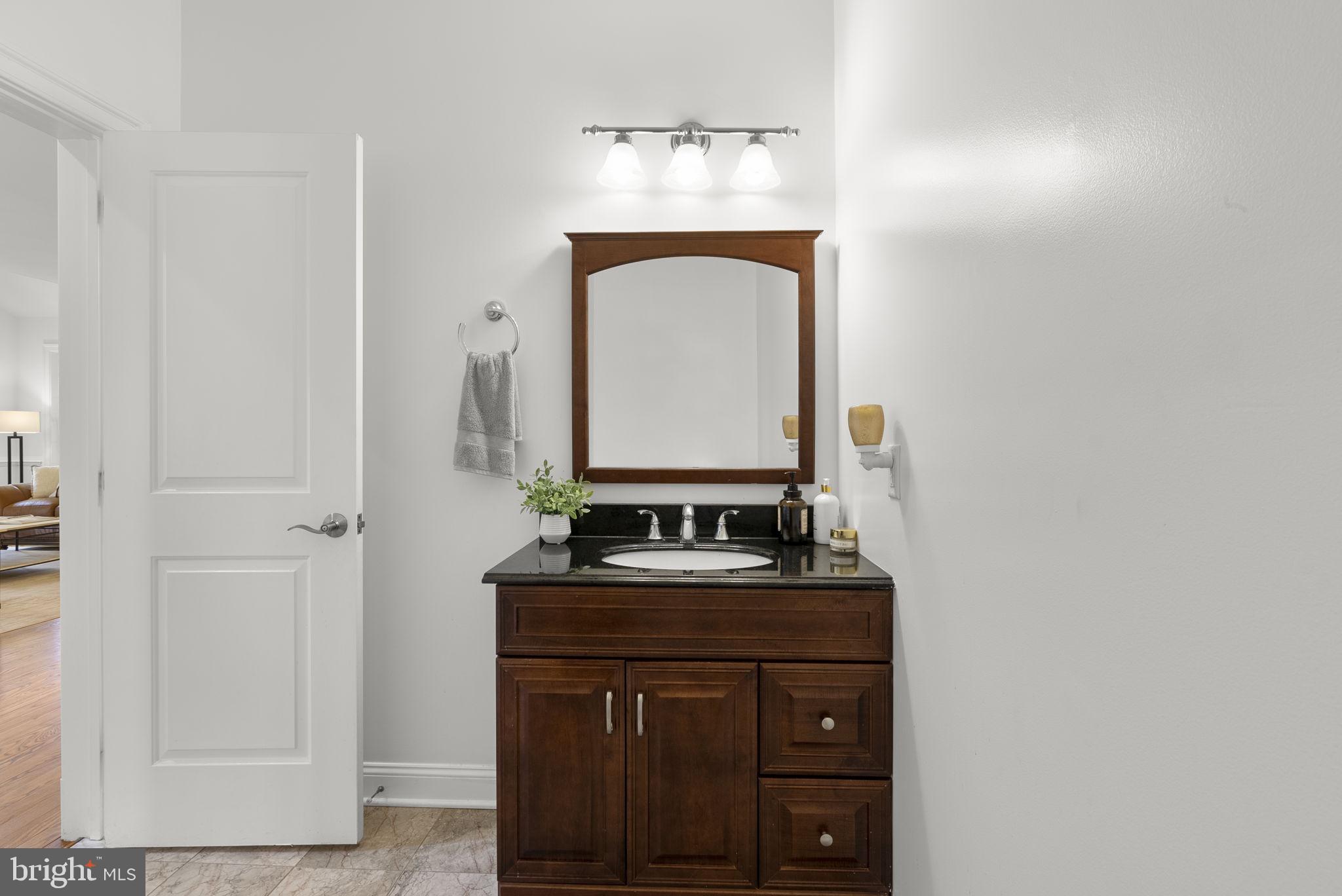 LEE'S CROSSING - Residential