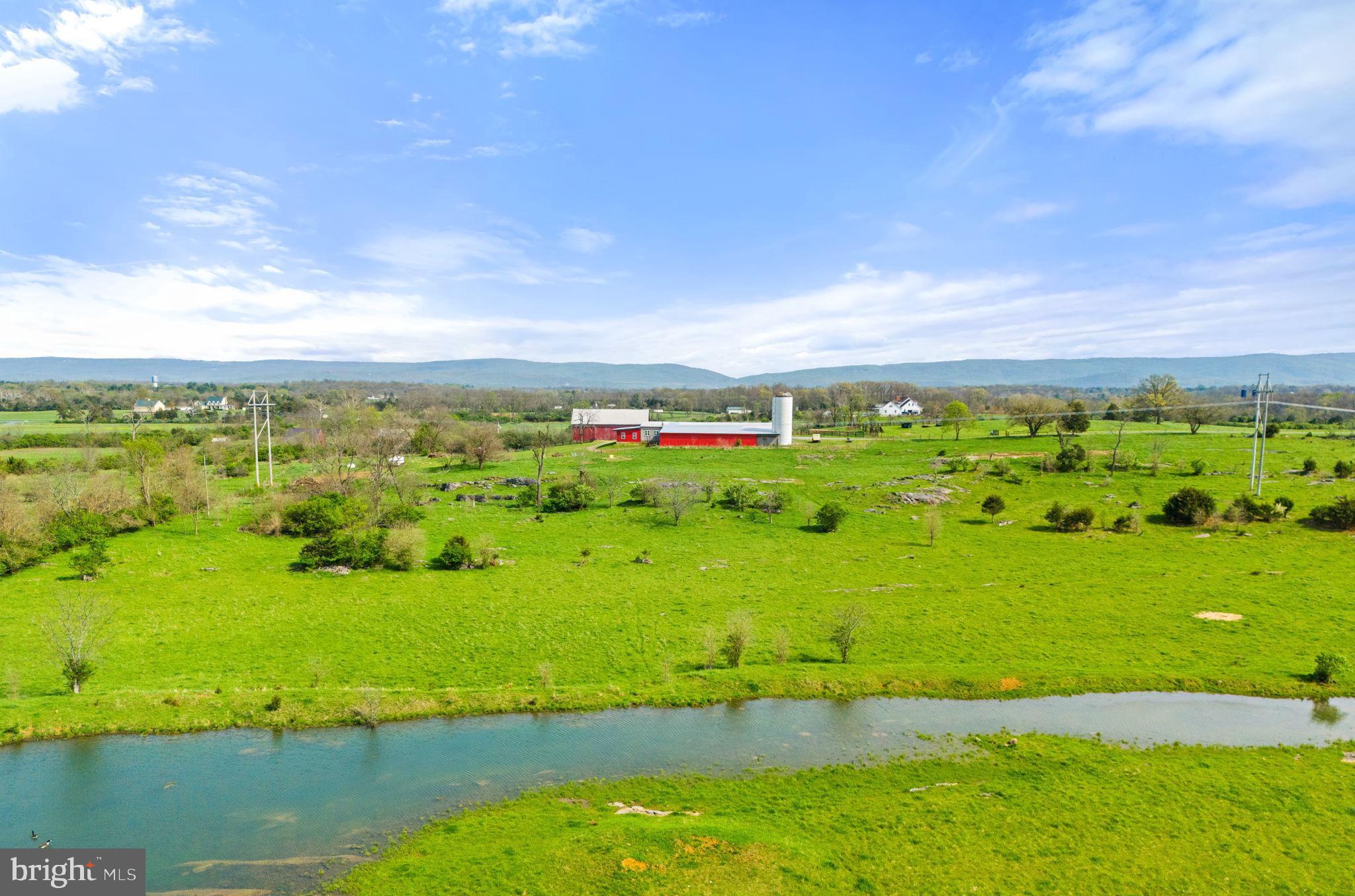 OUR LADY OF GOOD SUCCESS - Farm