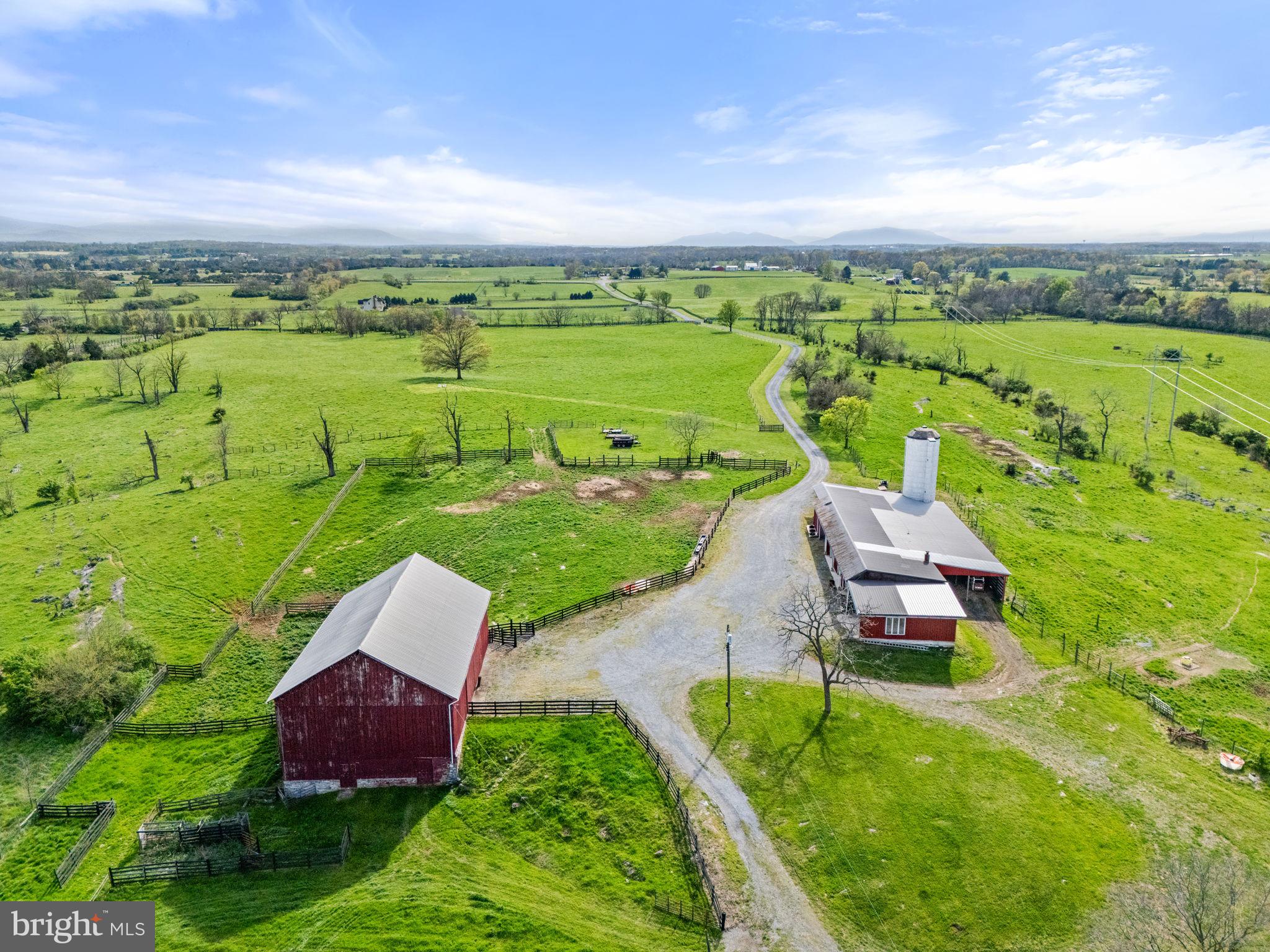 OUR LADY OF GOOD SUCCESS - Farm