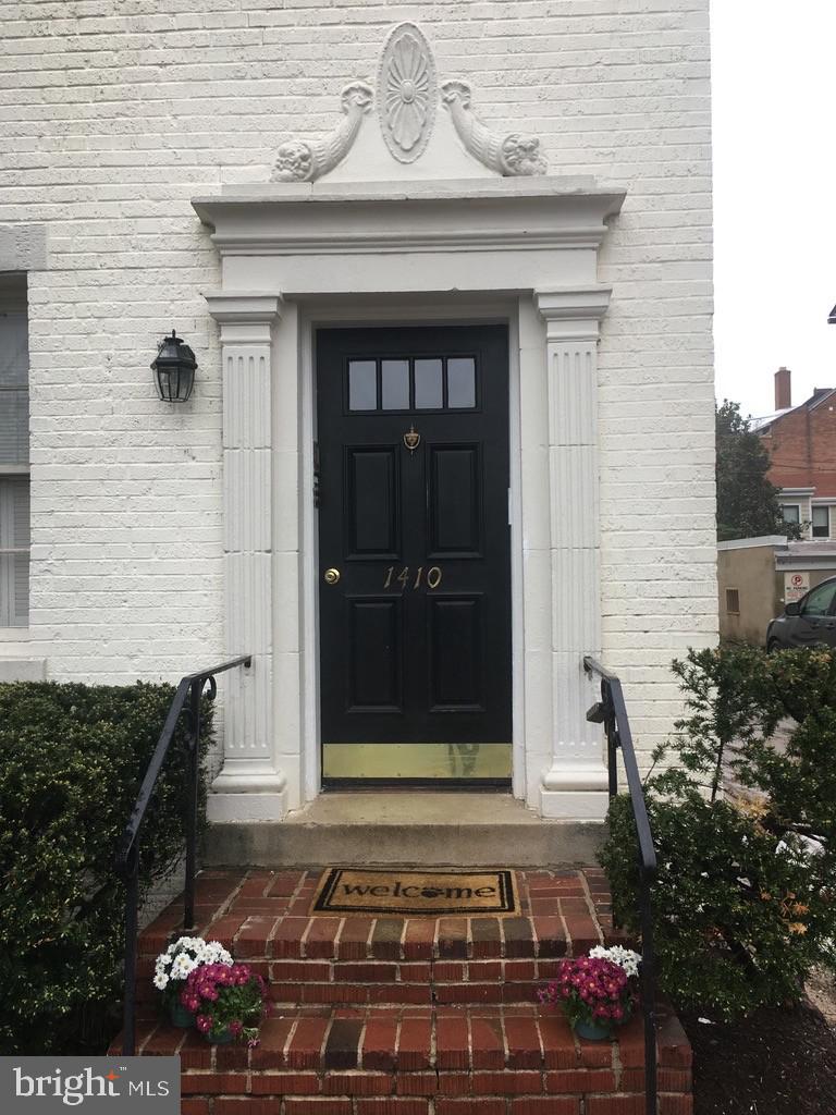 Photo 1 of 15 — 1410 26TH STREET NW 2, WASHINGTON, DC 20007