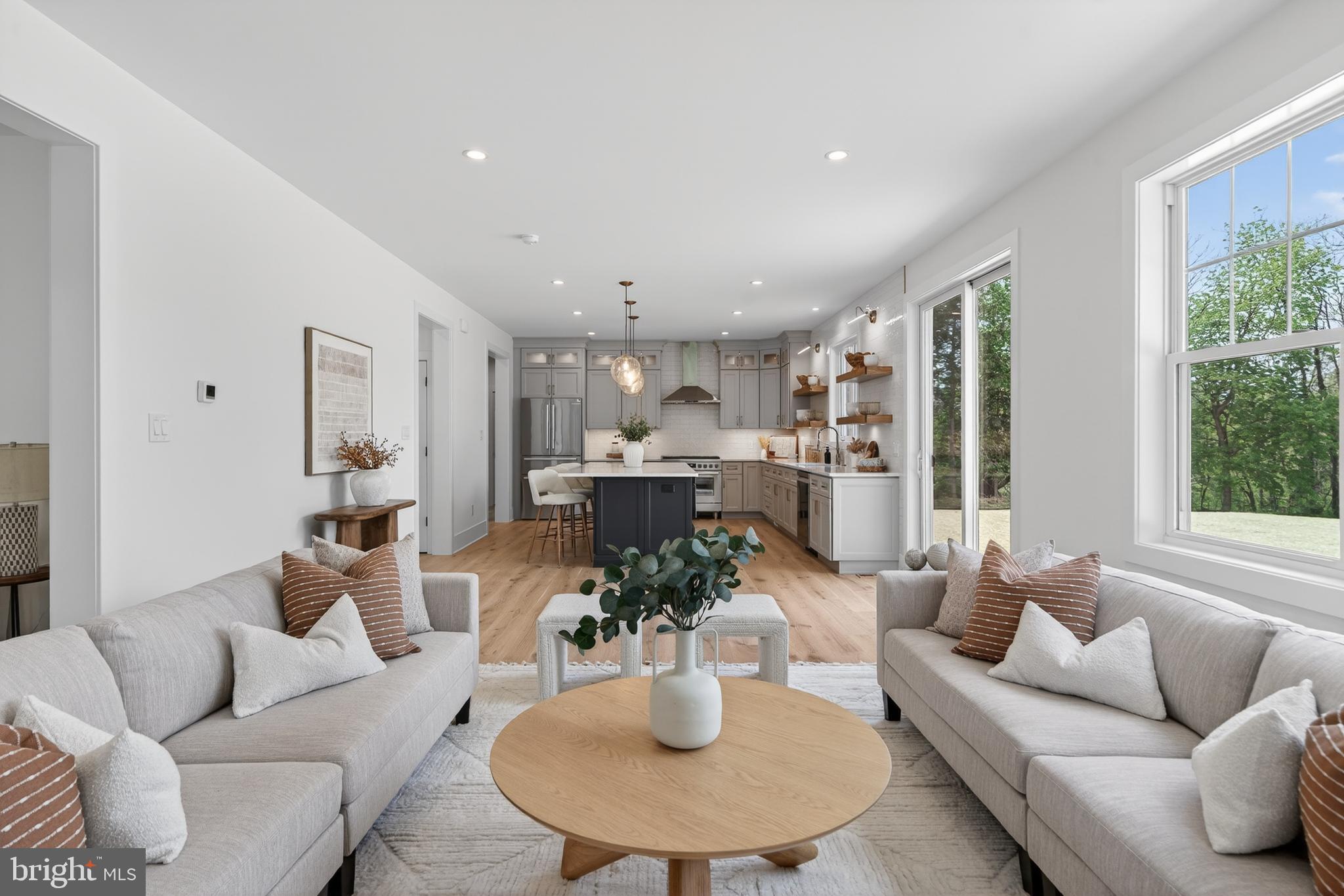 ROSE TREE ESTS - Residential