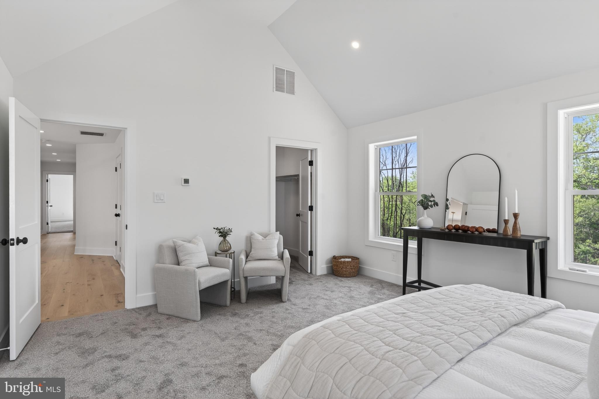 ROSE TREE ESTS - Residential