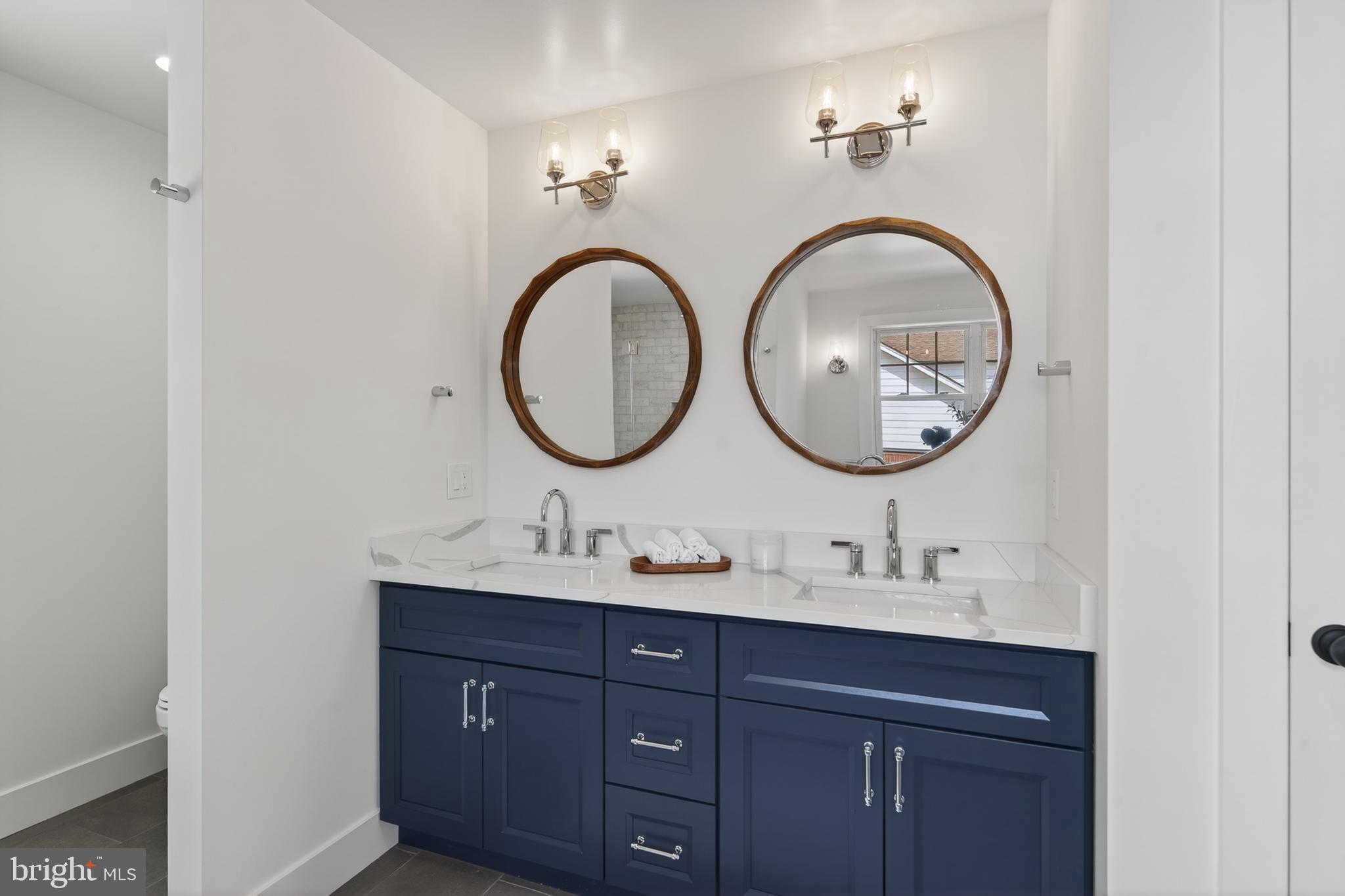 ROSE TREE ESTS - Residential