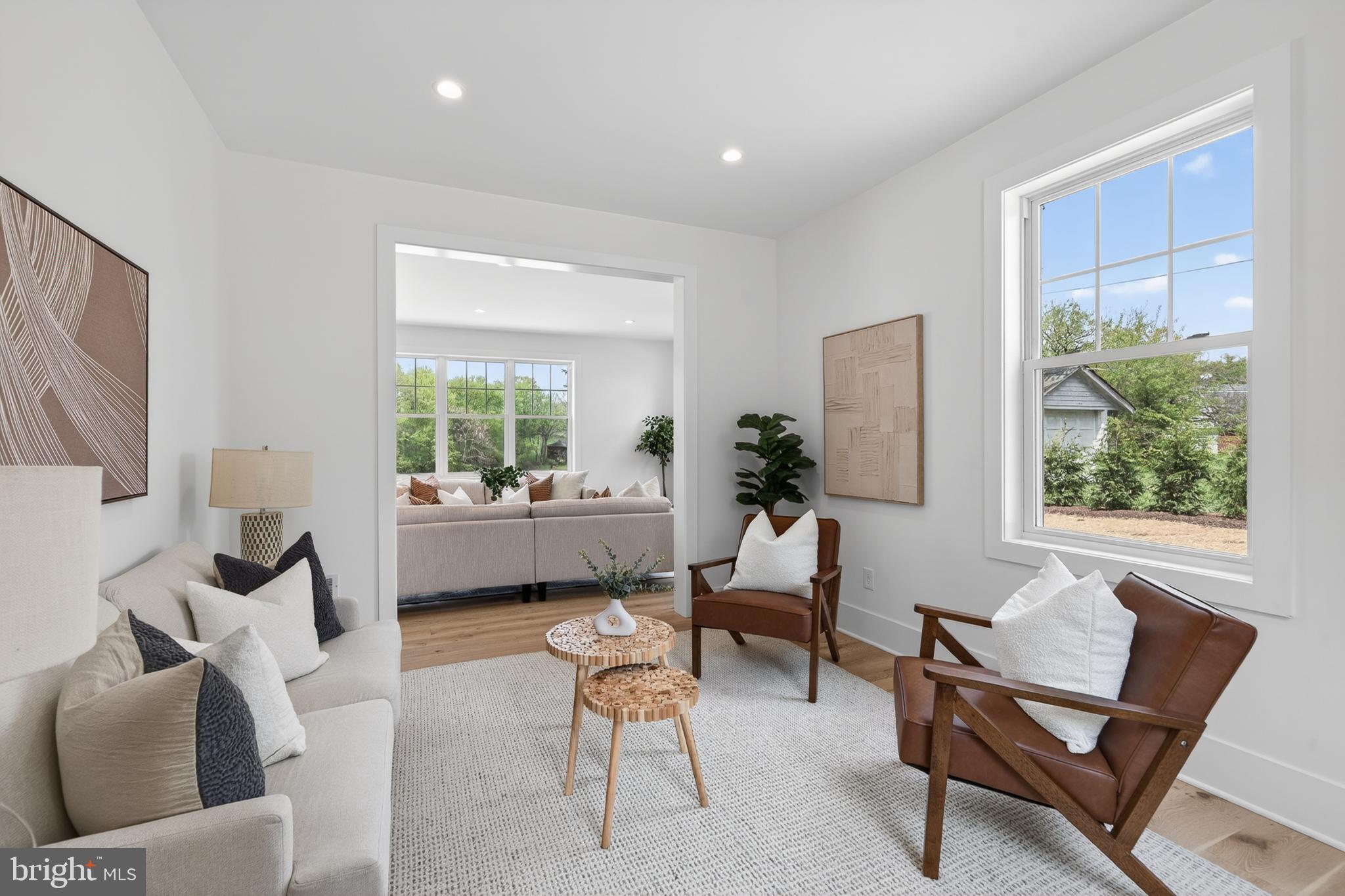 ROSE TREE ESTS - Residential