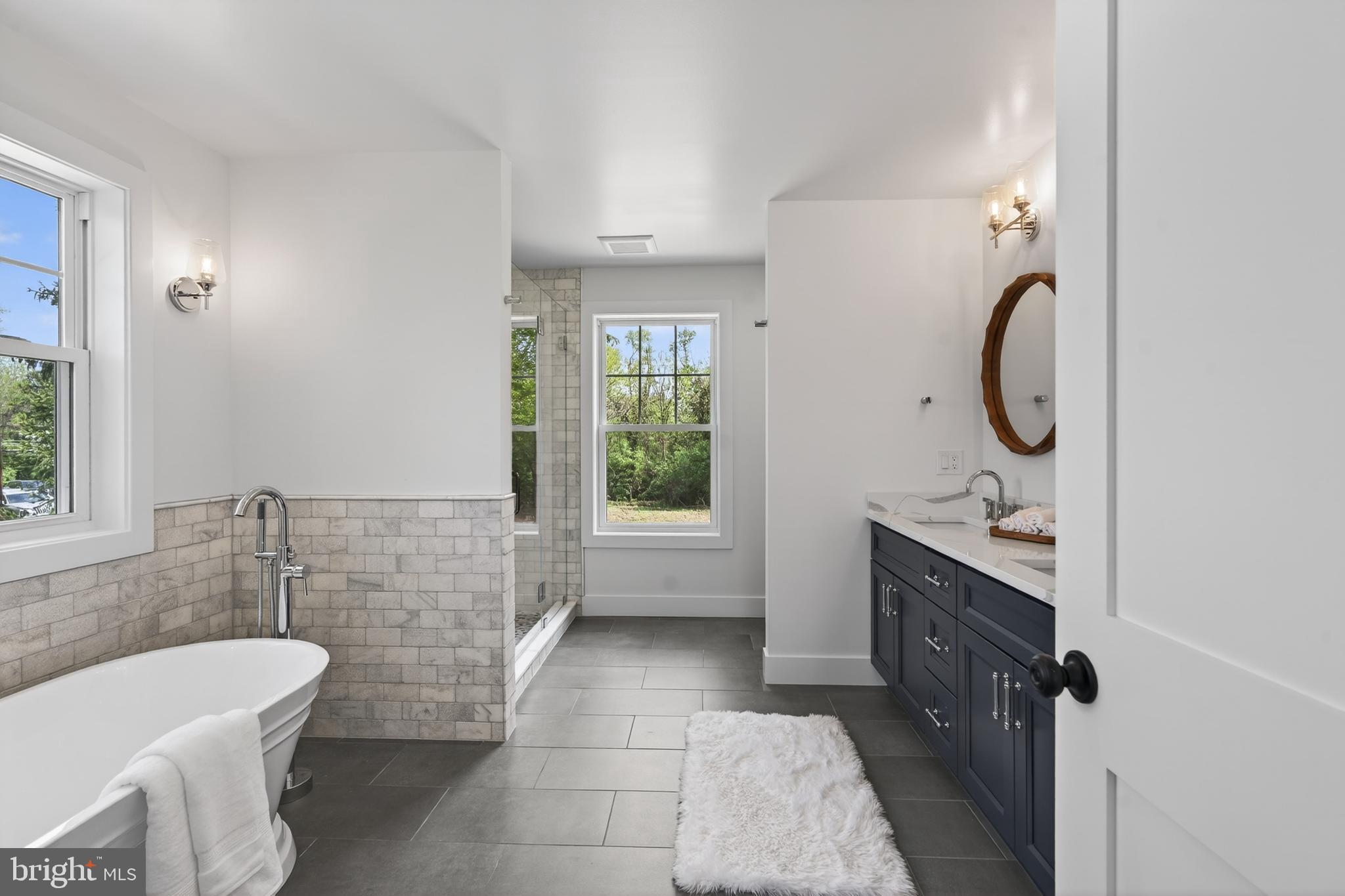 ROSE TREE ESTS - Residential