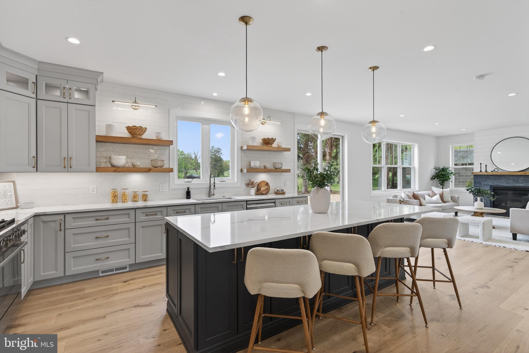 ROSE TREE ESTS - Residential