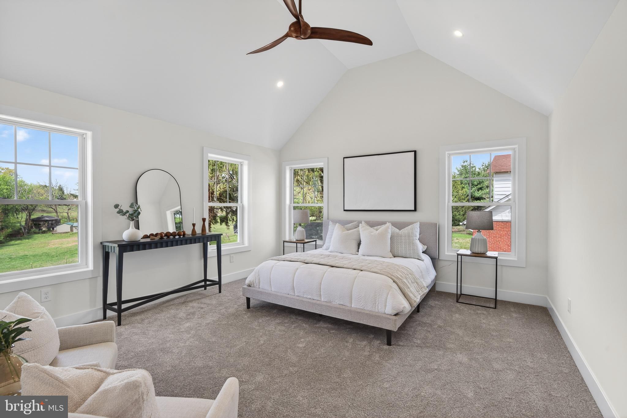 ROSE TREE ESTS - Residential