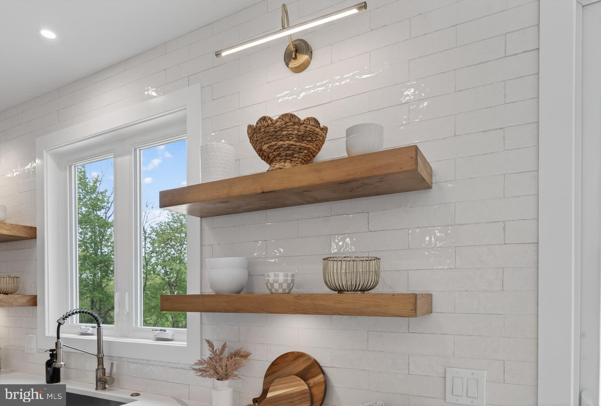 ROSE TREE ESTS - Residential